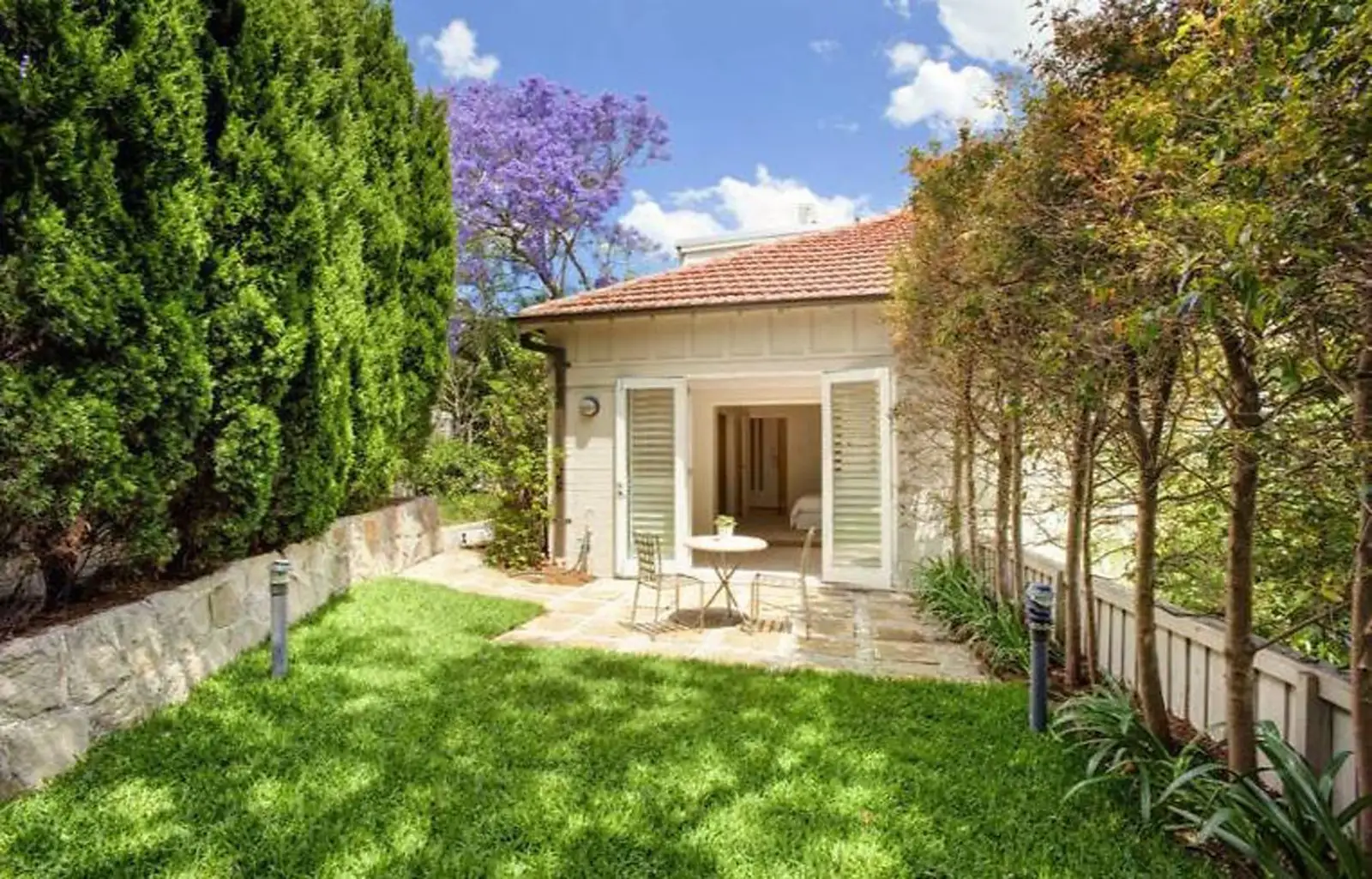 1a Holland Street, Bellevue Hill Sold by Sydney Sotheby's International Realty - image 1