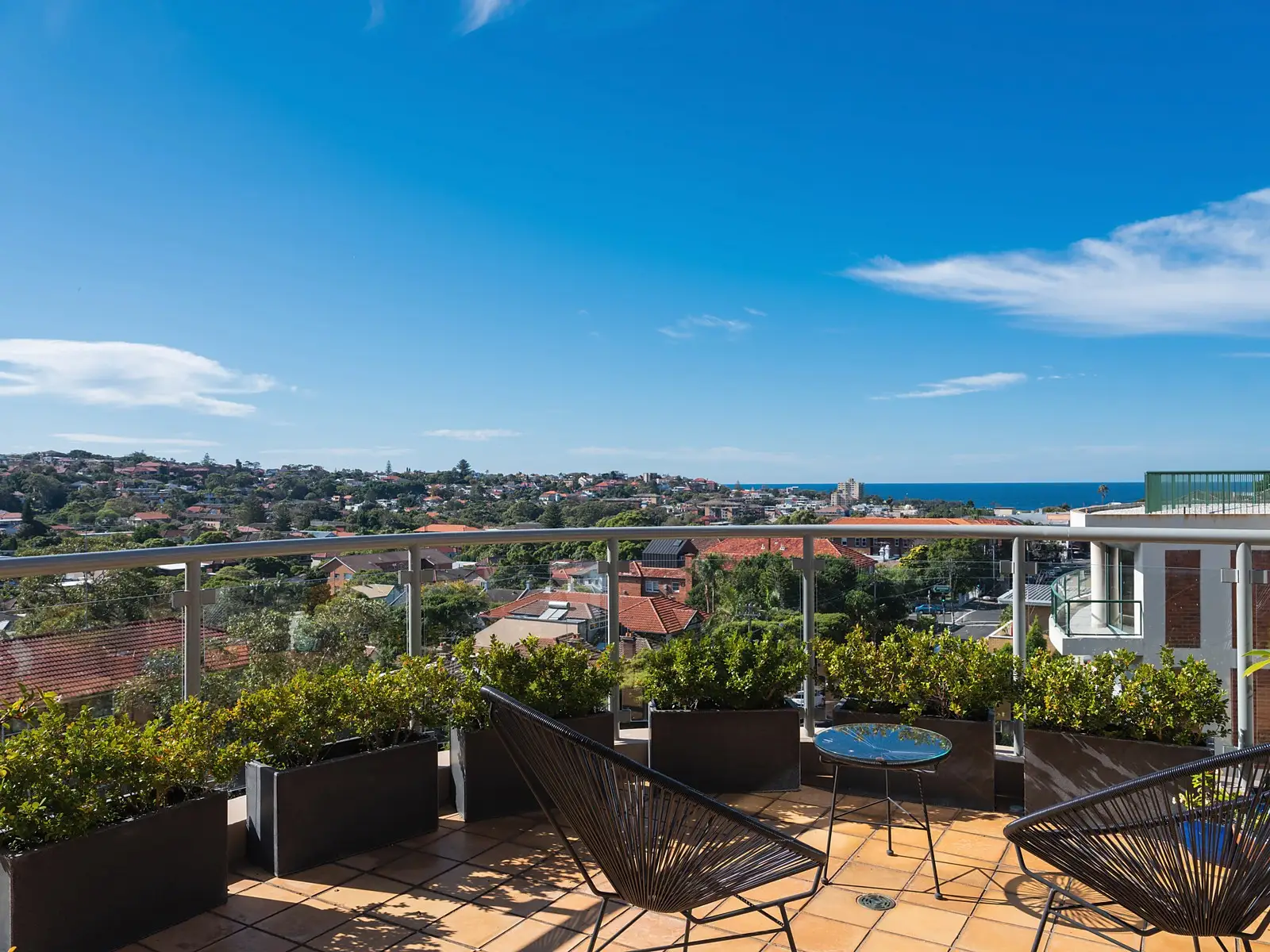 601/57-63 Coogee Bay Road, Randwick Sold by Sydney Sotheby's International Realty - image 2