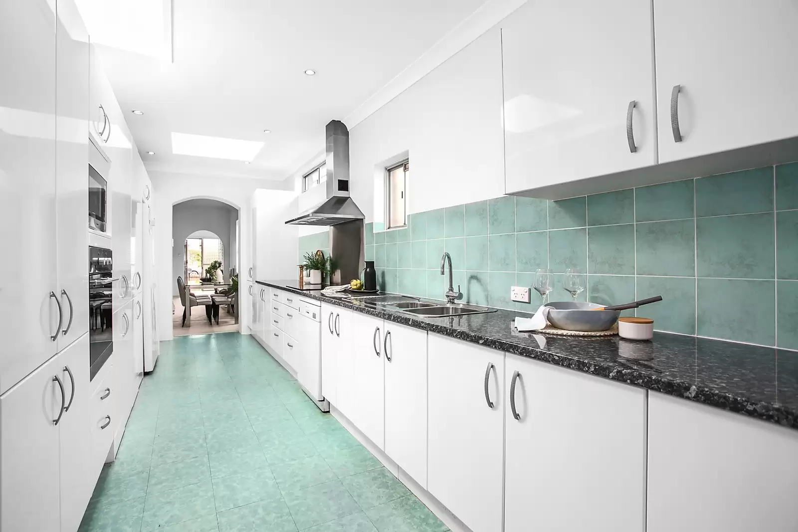 237 Doncaster Avenue, Kingsford Sold by Sydney Sotheby's International Realty - image 4