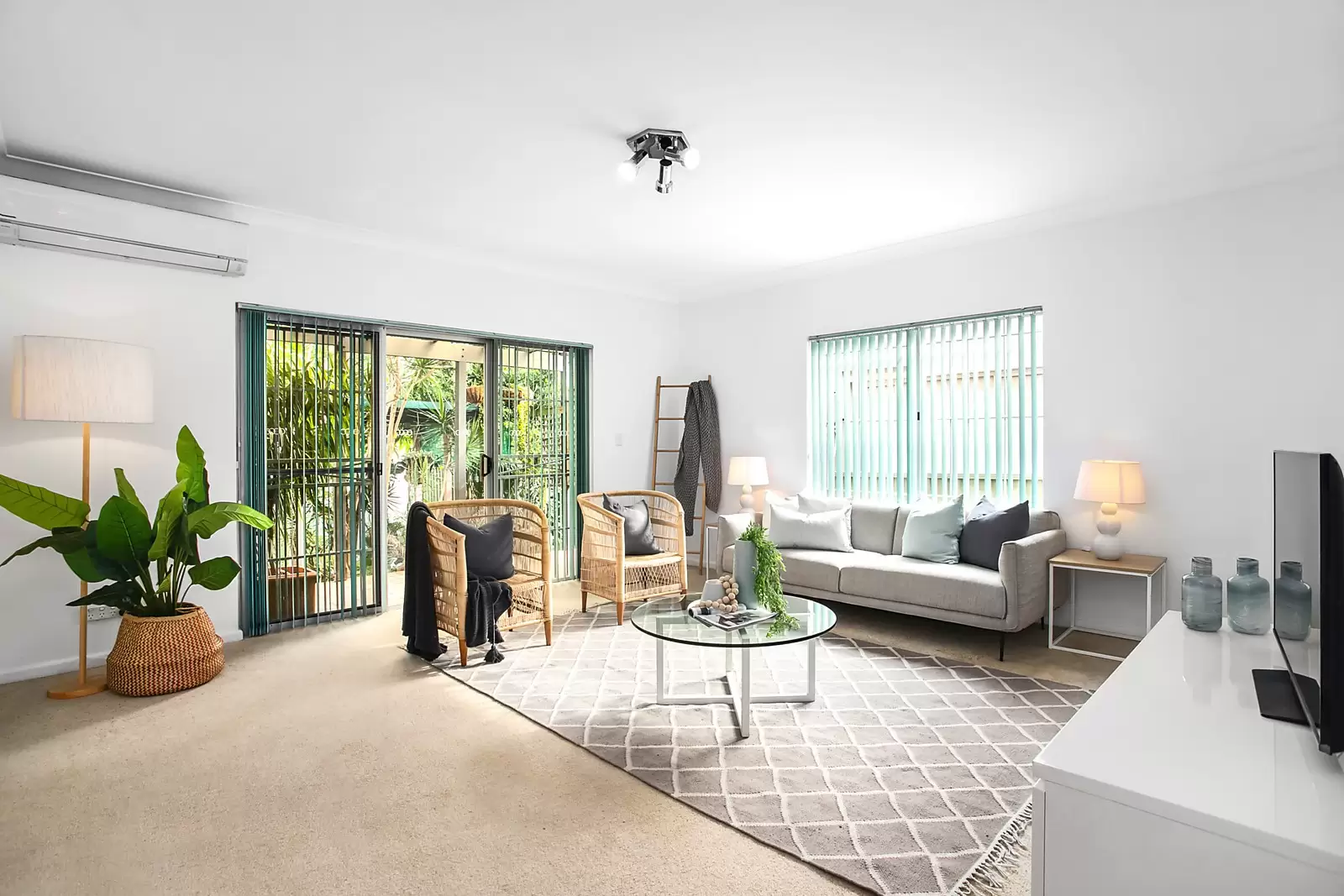 237 Doncaster Avenue, Kingsford Sold by Sydney Sotheby's International Realty - image 3