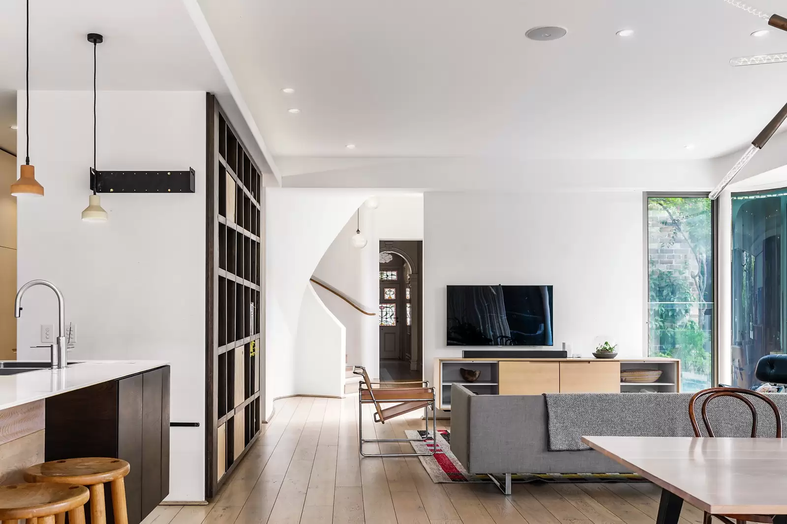 52 Milroy Avenue, Kensington Sold by Sydney Sotheby's International Realty - image 6