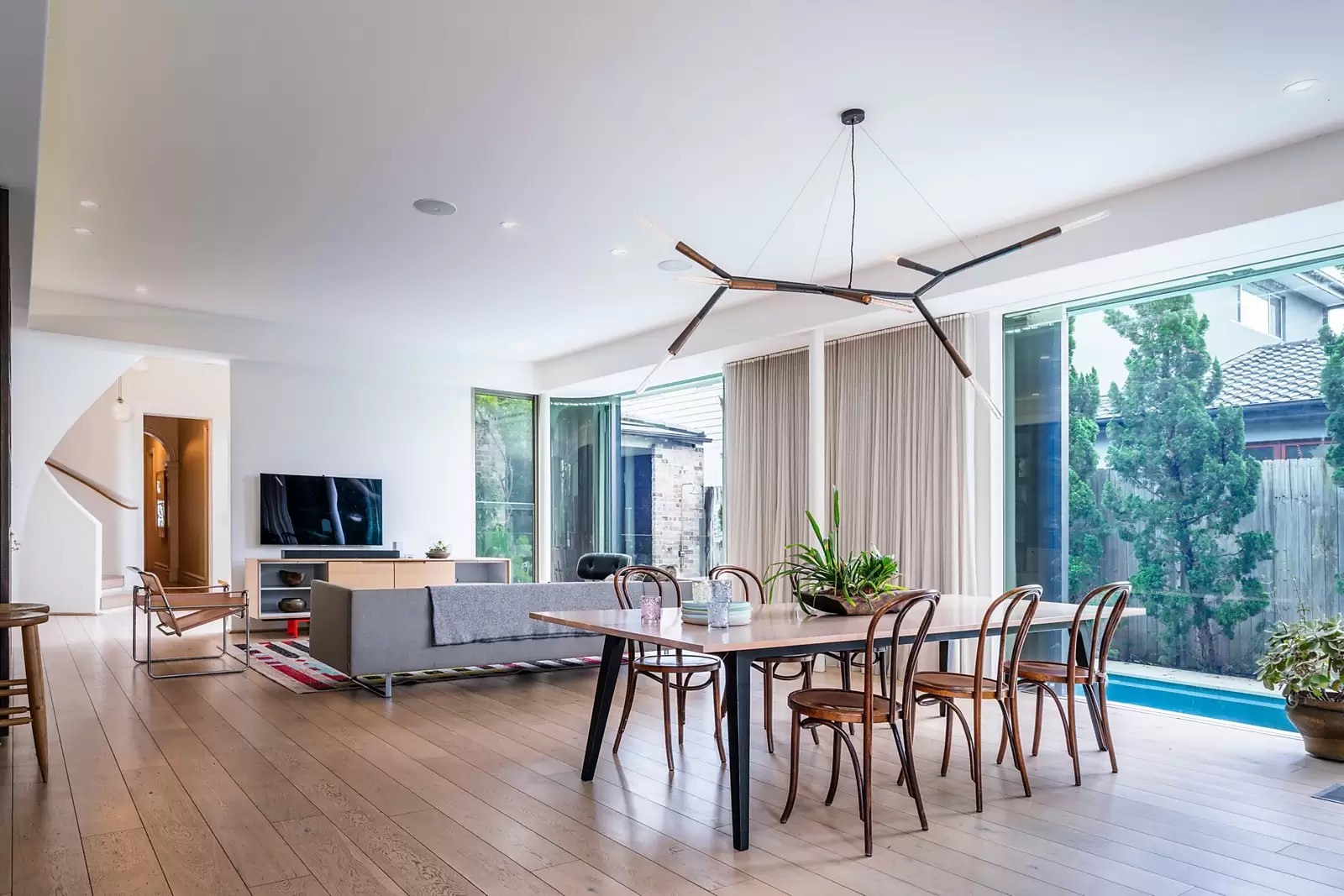 52 Milroy Avenue, Kensington Sold by Sydney Sotheby's International Realty - image 5