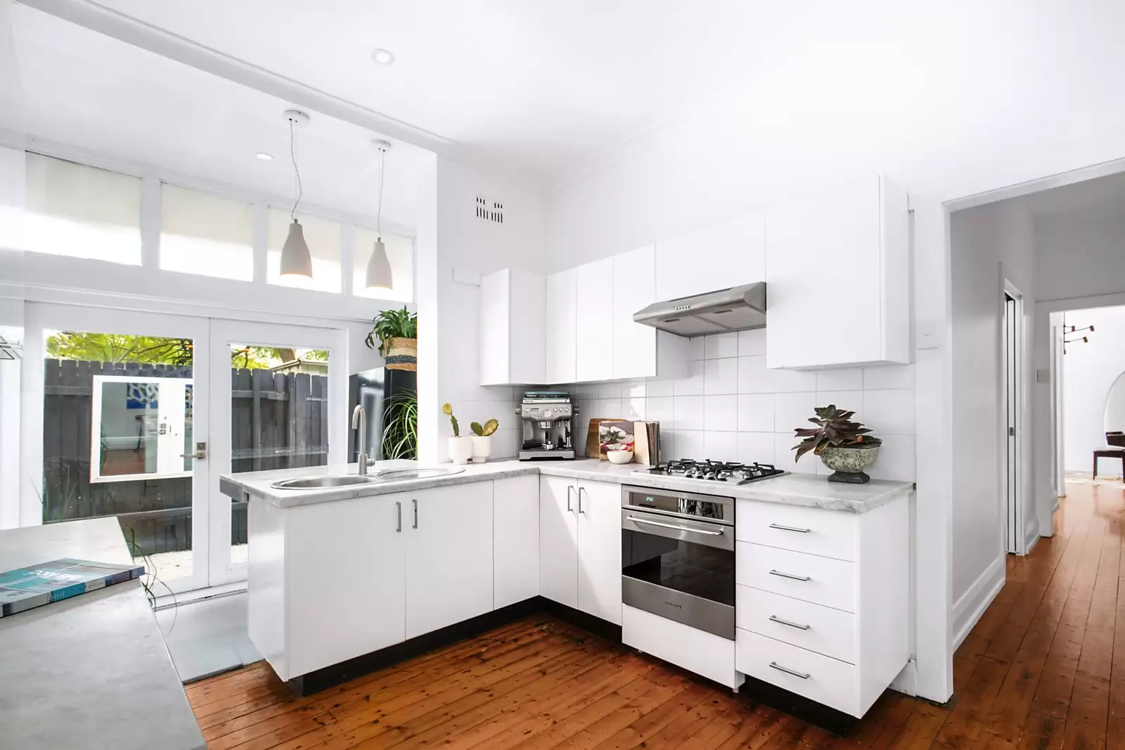 1 Gardyne Street, Bronte Sold by Sydney Sotheby's International Realty - image 5