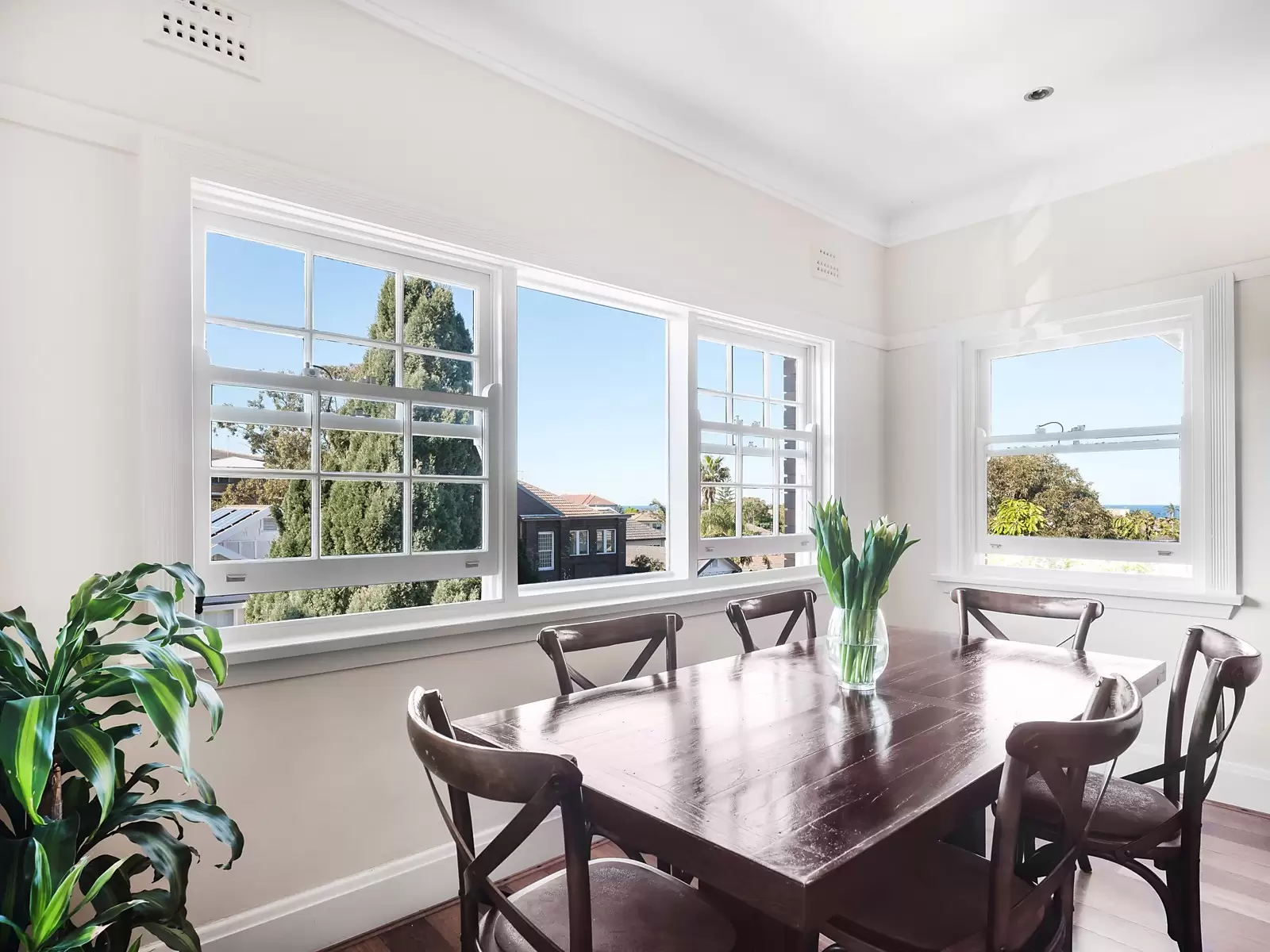 5/4 Mount Street, Coogee Sold by Sydney Sotheby's International Realty - image 3