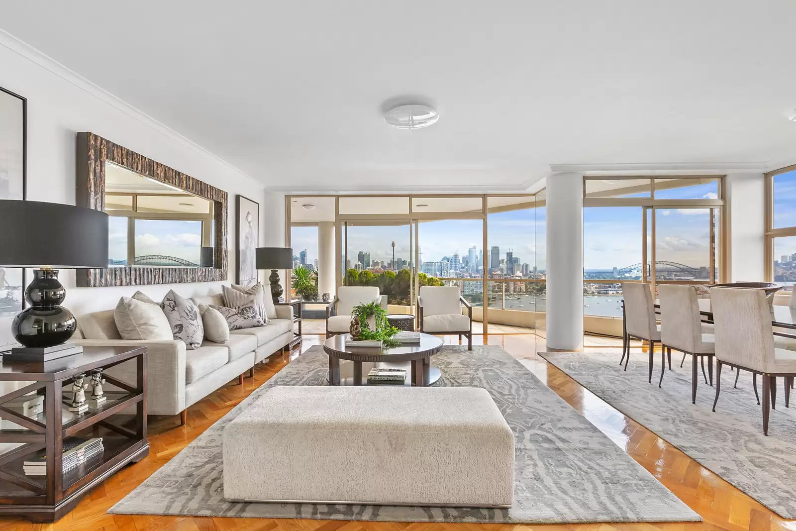 8/95-97 Darling Point Road, Darling Point Sold by Sydney Sotheby's International Realty - image 3
