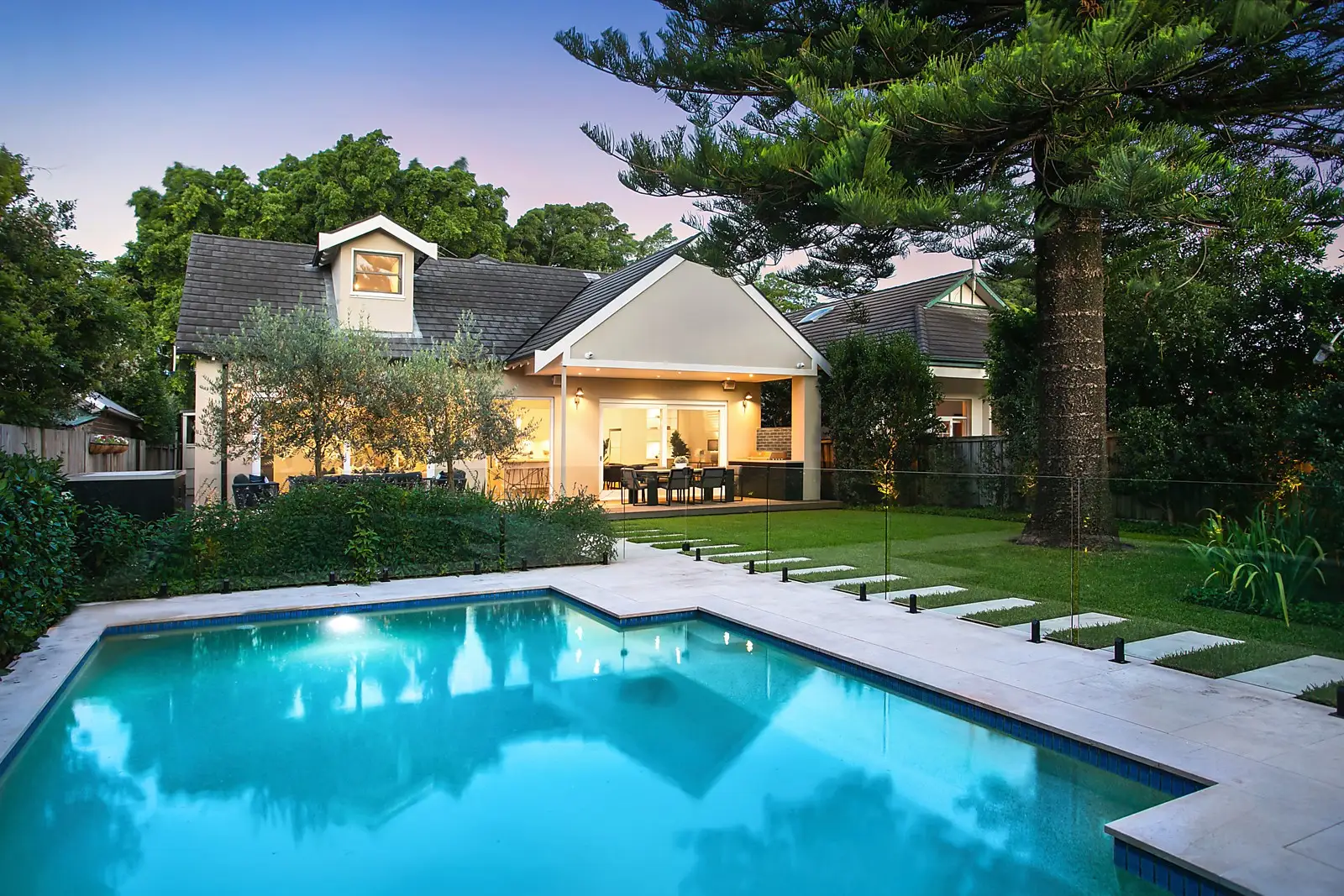 27 Milroy Avenue, Kensington Sold by Sydney Sotheby's International Realty - image 1