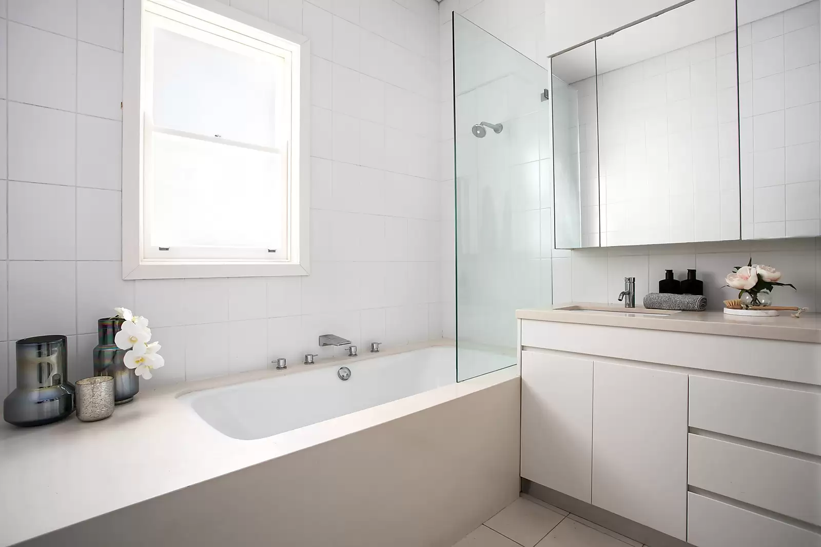27 Milroy Avenue, Kensington Sold by Sydney Sotheby's International Realty - image 13