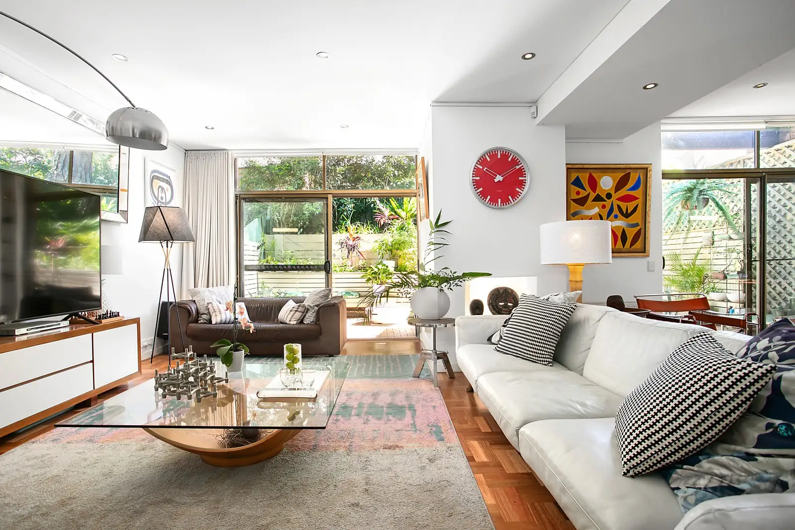 6/83 Ocean Street, Woollahra Sold by Sydney Sotheby's International Realty - image 1