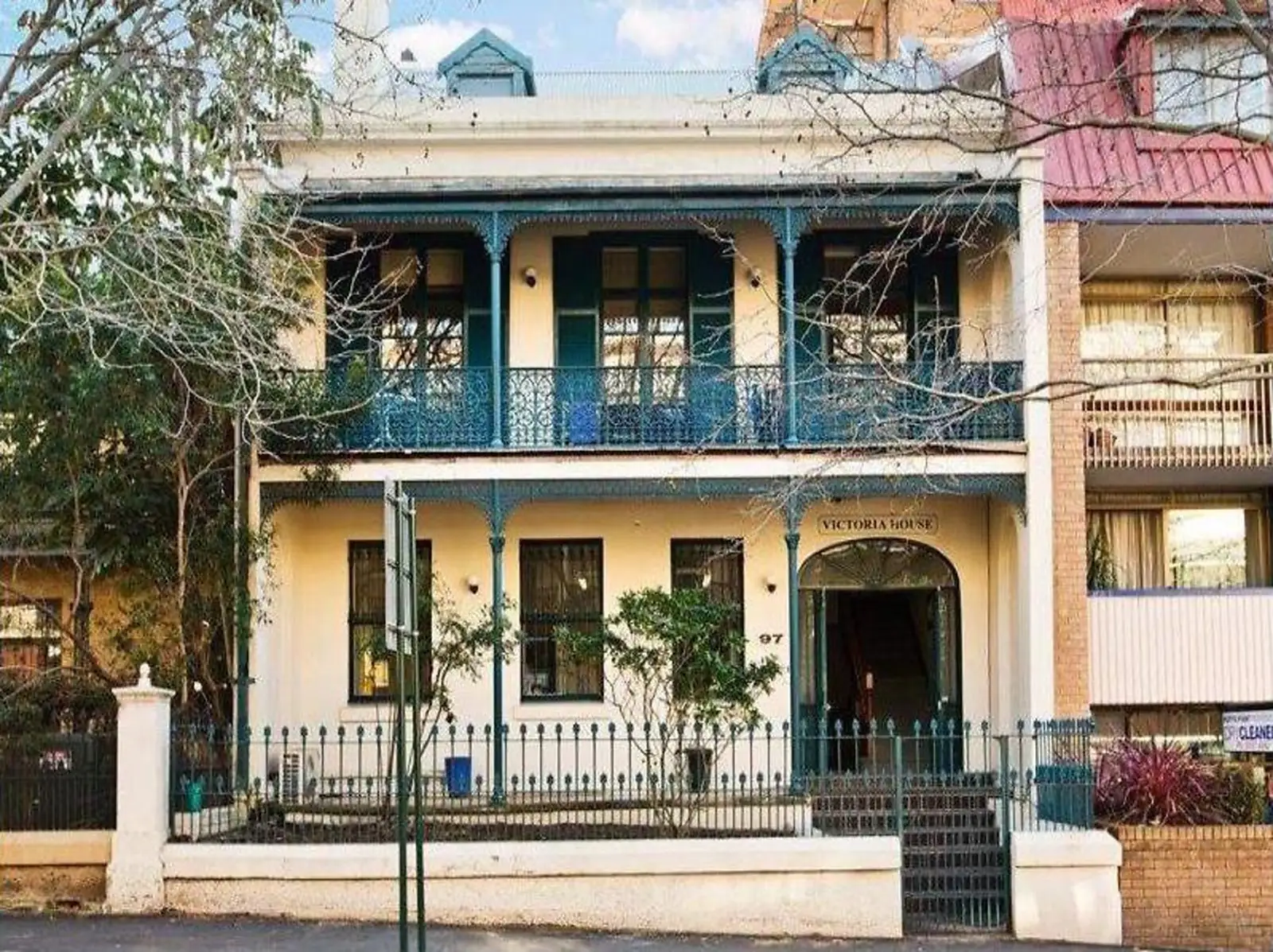 97 Victoria Street, Potts Point Sold by Sydney Sotheby's International Realty - image 1