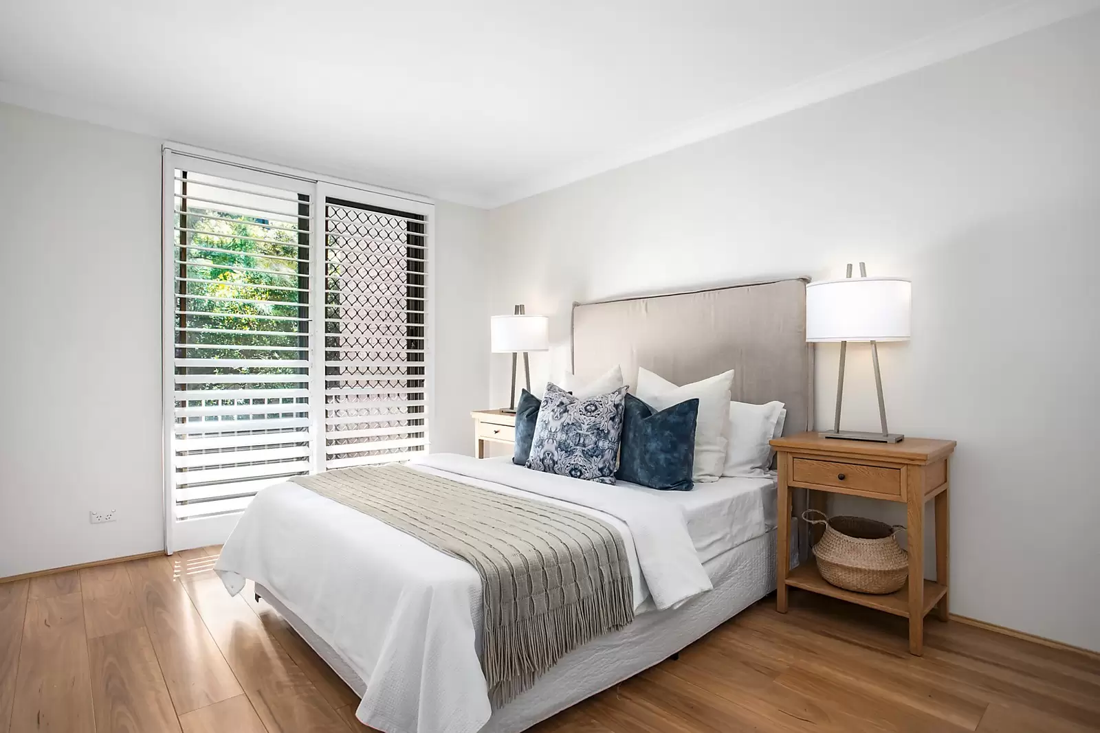 16/4-8 Edgecumbe Avenue, Coogee Sold by Sydney Sotheby's International Realty - image 4