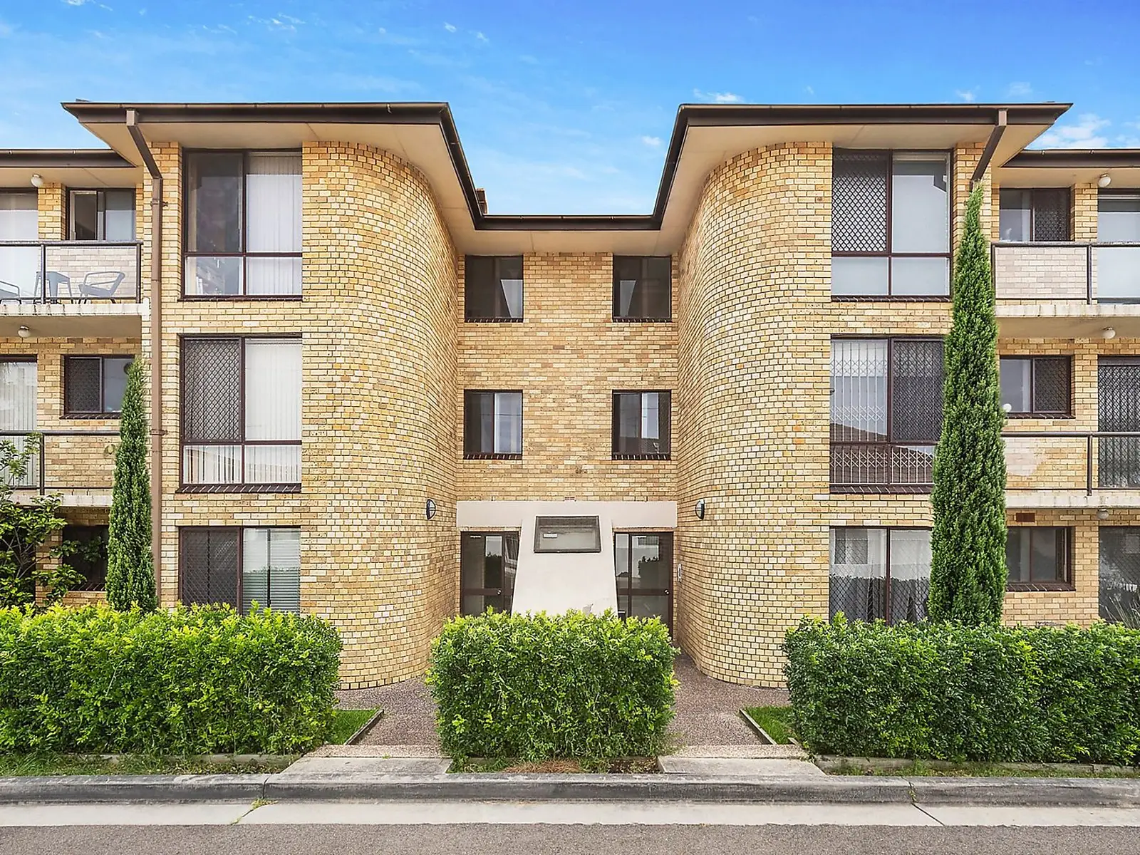 8/63-65 Middle Street, Kingsford Sold by Sydney Sotheby's International Realty - image 1