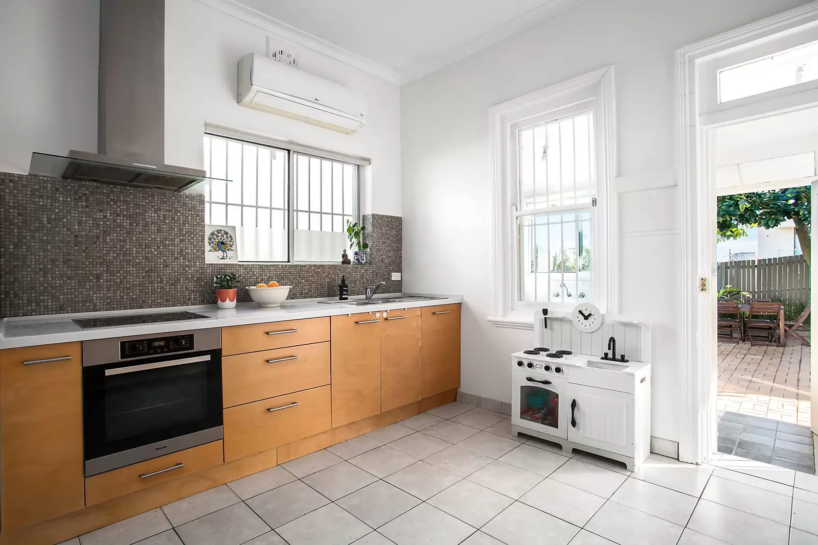 48 Kensington Road, Kensington Sold by Sydney Sotheby's International Realty - image 7