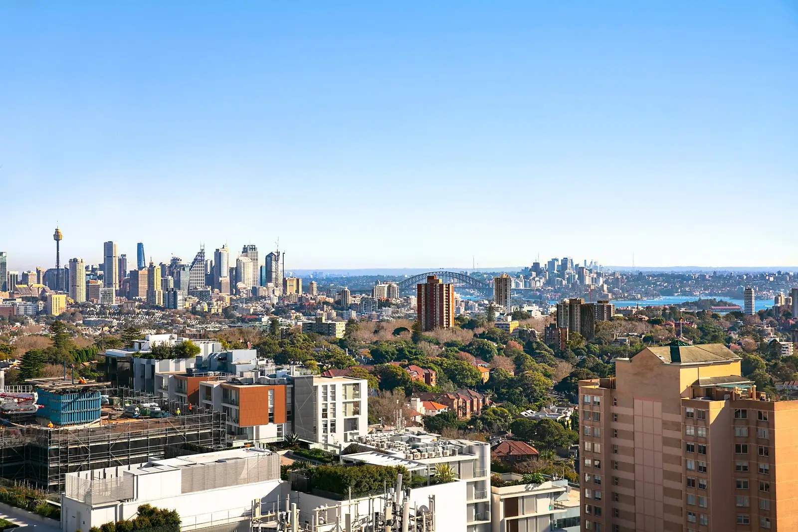 2506/71-73 Spring Street, Bondi Junction Sold by Sydney Sotheby's International Realty - image 2