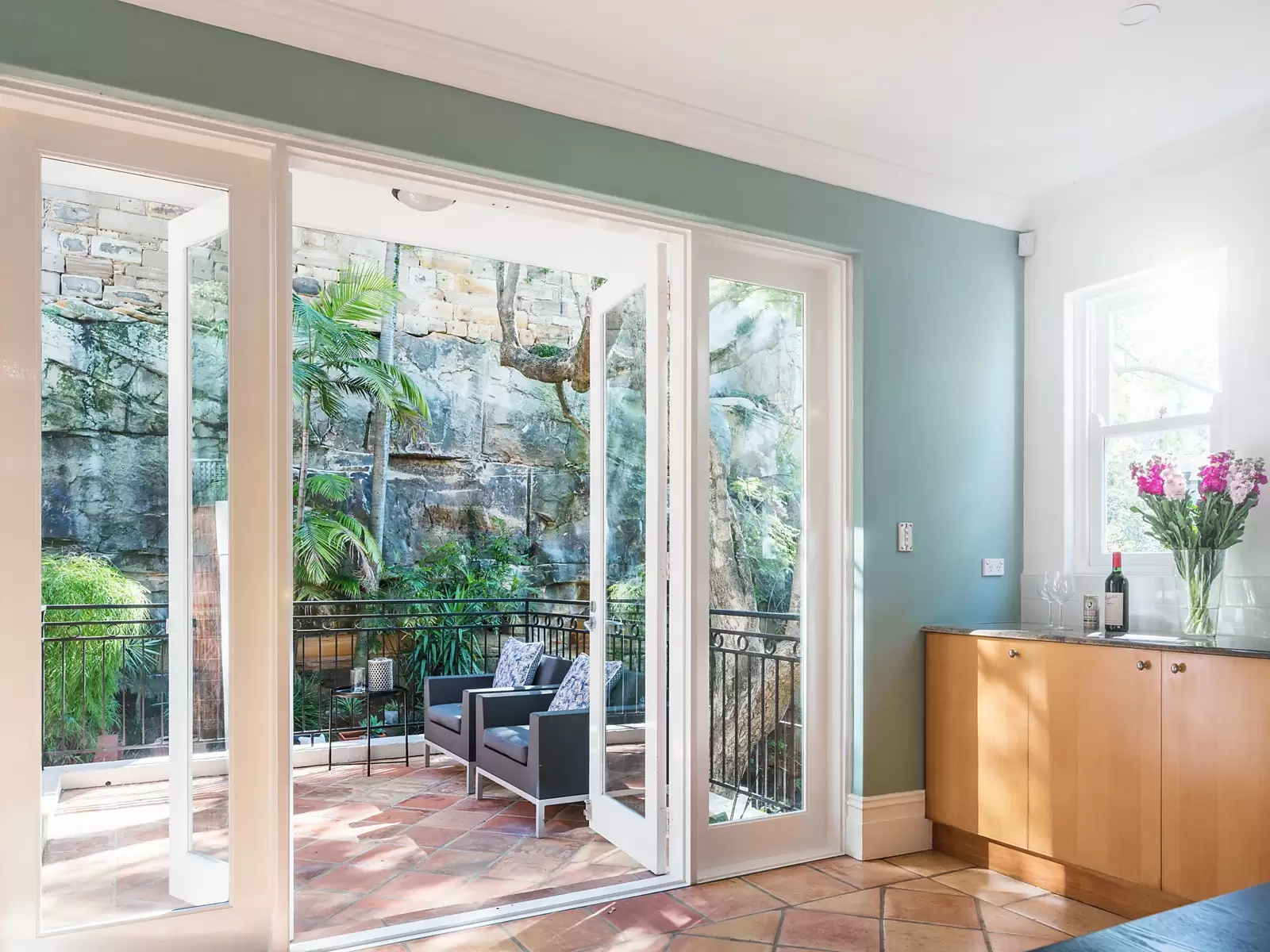 106 Cascade Street, Paddington Sold by Sydney Sotheby's International Realty - image 6