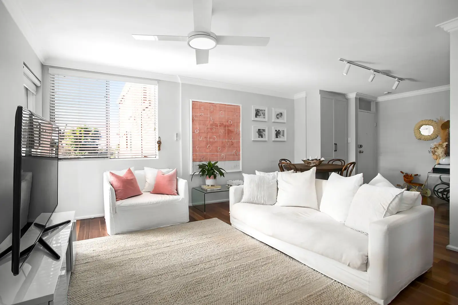 10/37-39 Arden Street, Clovelly Sold by Sydney Sotheby's International Realty - image 1
