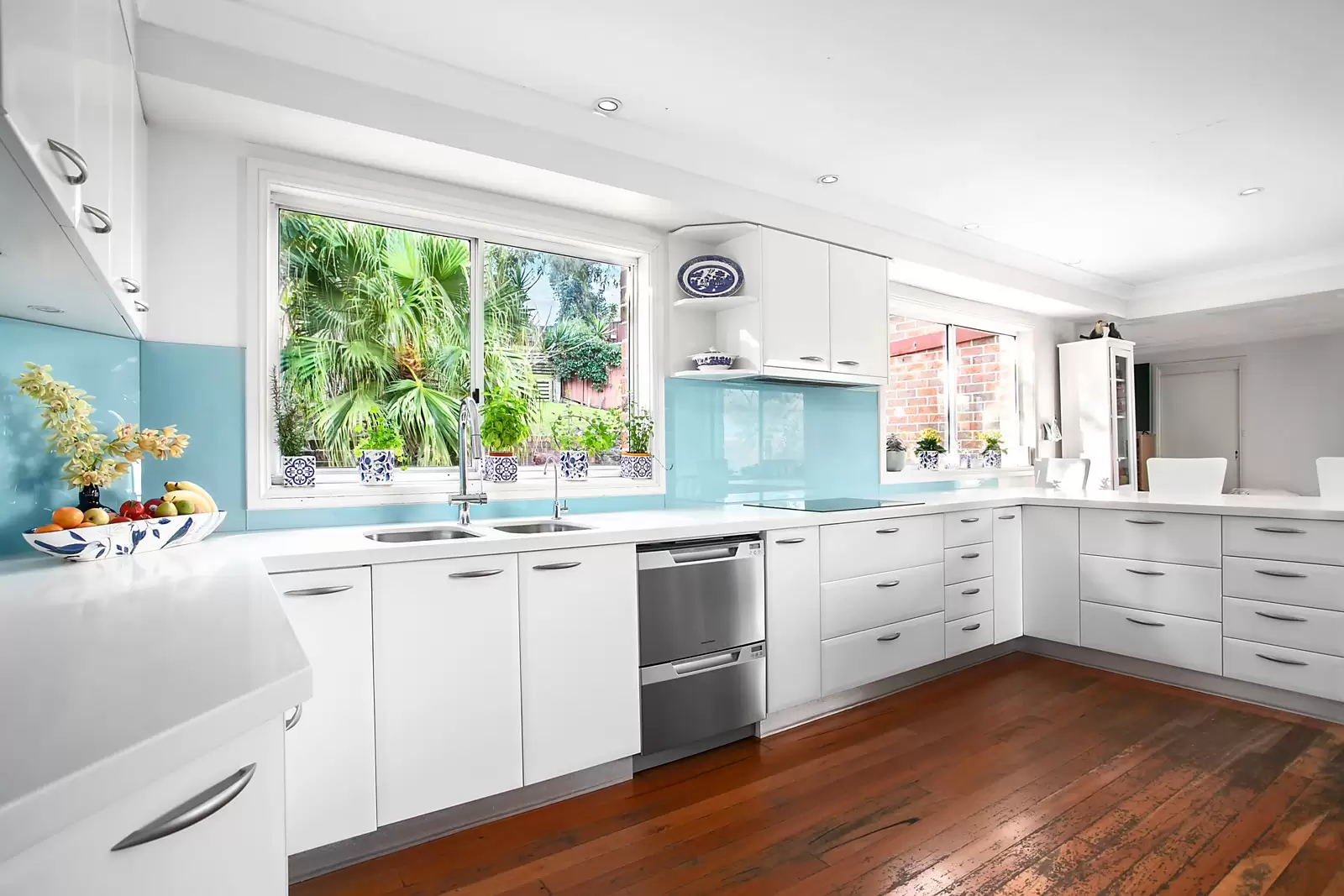 35 Mons Avenue, Maroubra Sold by Sydney Sotheby's International Realty - image 3