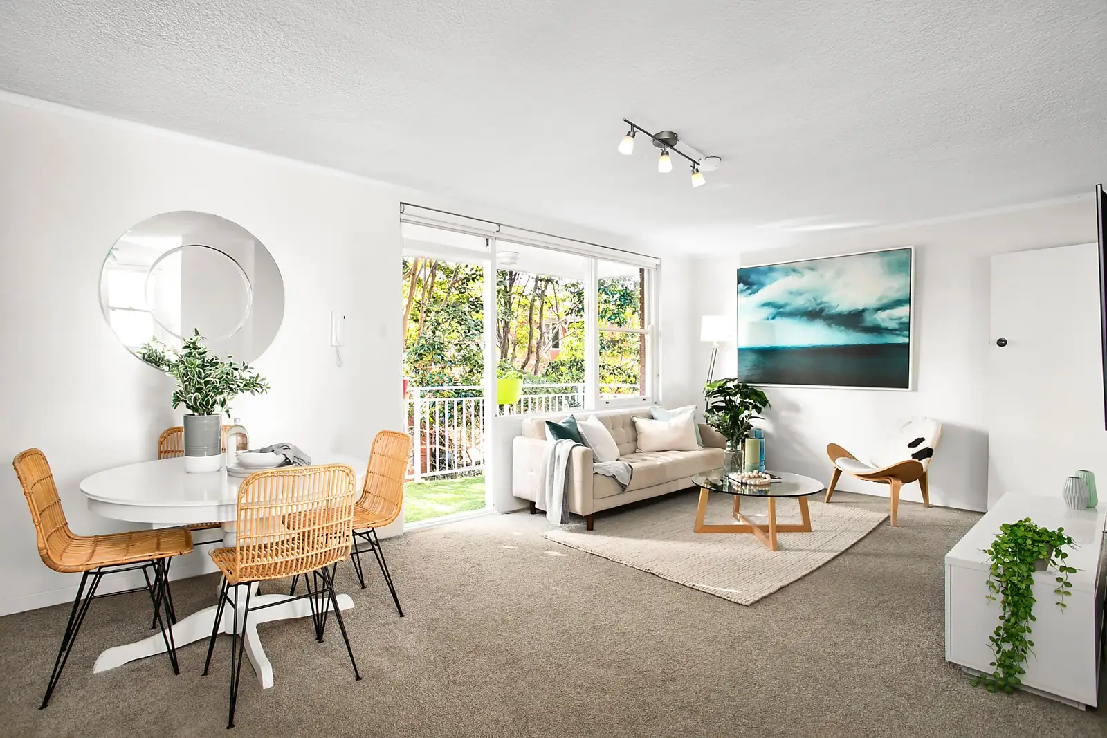 6/15 Byron Street, Coogee Sold by Sydney Sotheby's International Realty - image 1