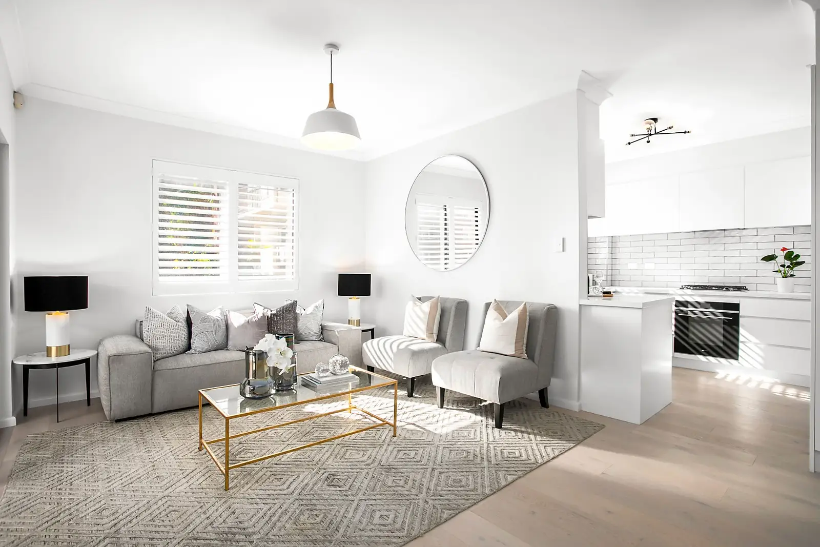 13/98 Mount Street, Coogee Sold by Sydney Sotheby's International Realty - image 1