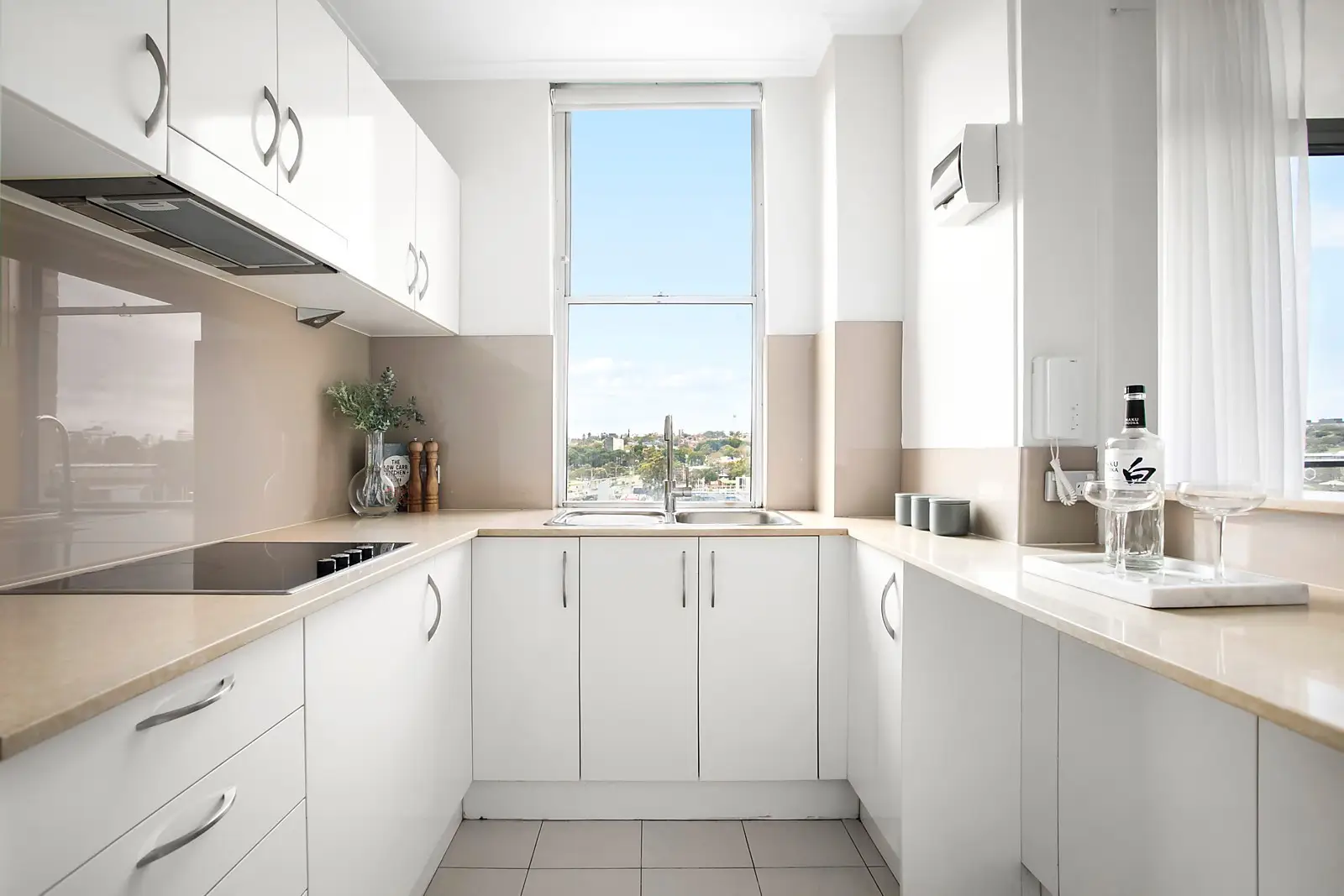 76/56-62 Anzac Parade, Kensington Sold by Sydney Sotheby's International Realty - image 2