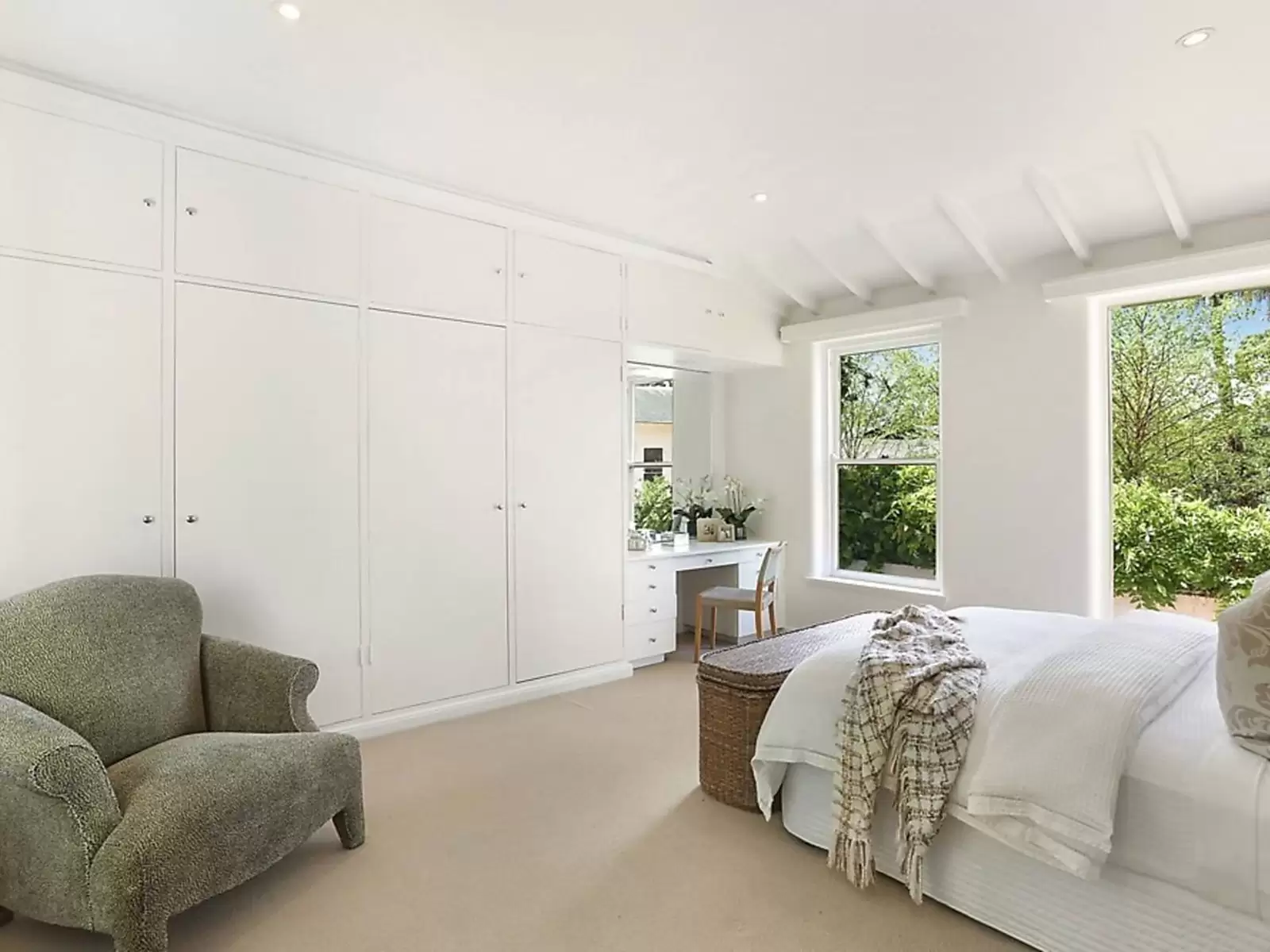 15 Rosemont Avenue, Woollahra Sold by Sydney Sotheby's International Realty - image 5