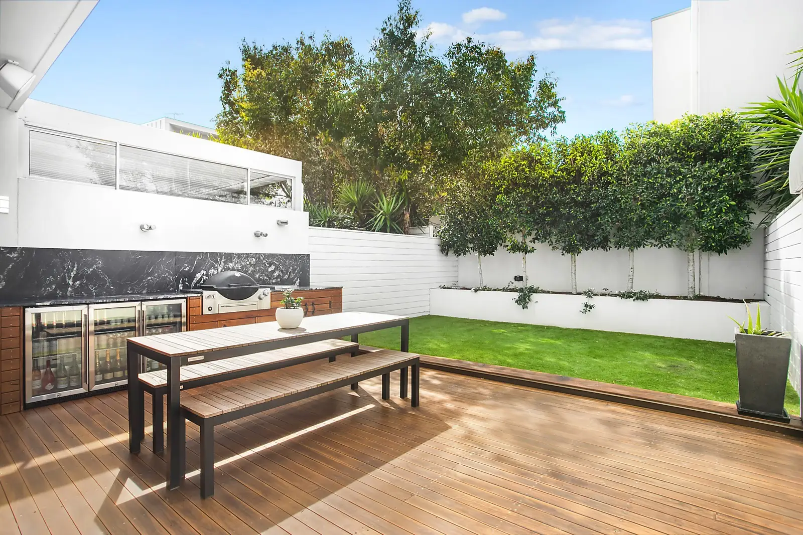 55 Hendy Avenue, Randwick Sold by Sydney Sotheby's International Realty - image 2