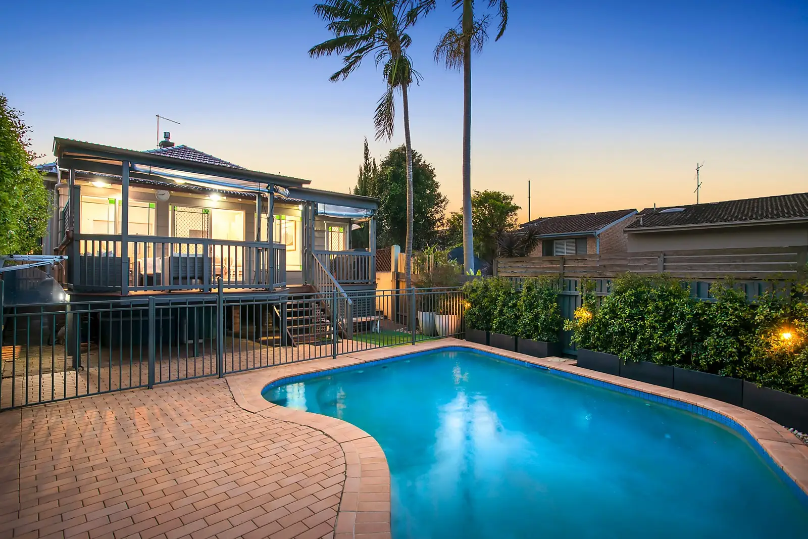 29 Fern Street, Clovelly Sold by Sydney Sotheby's International Realty - image 1