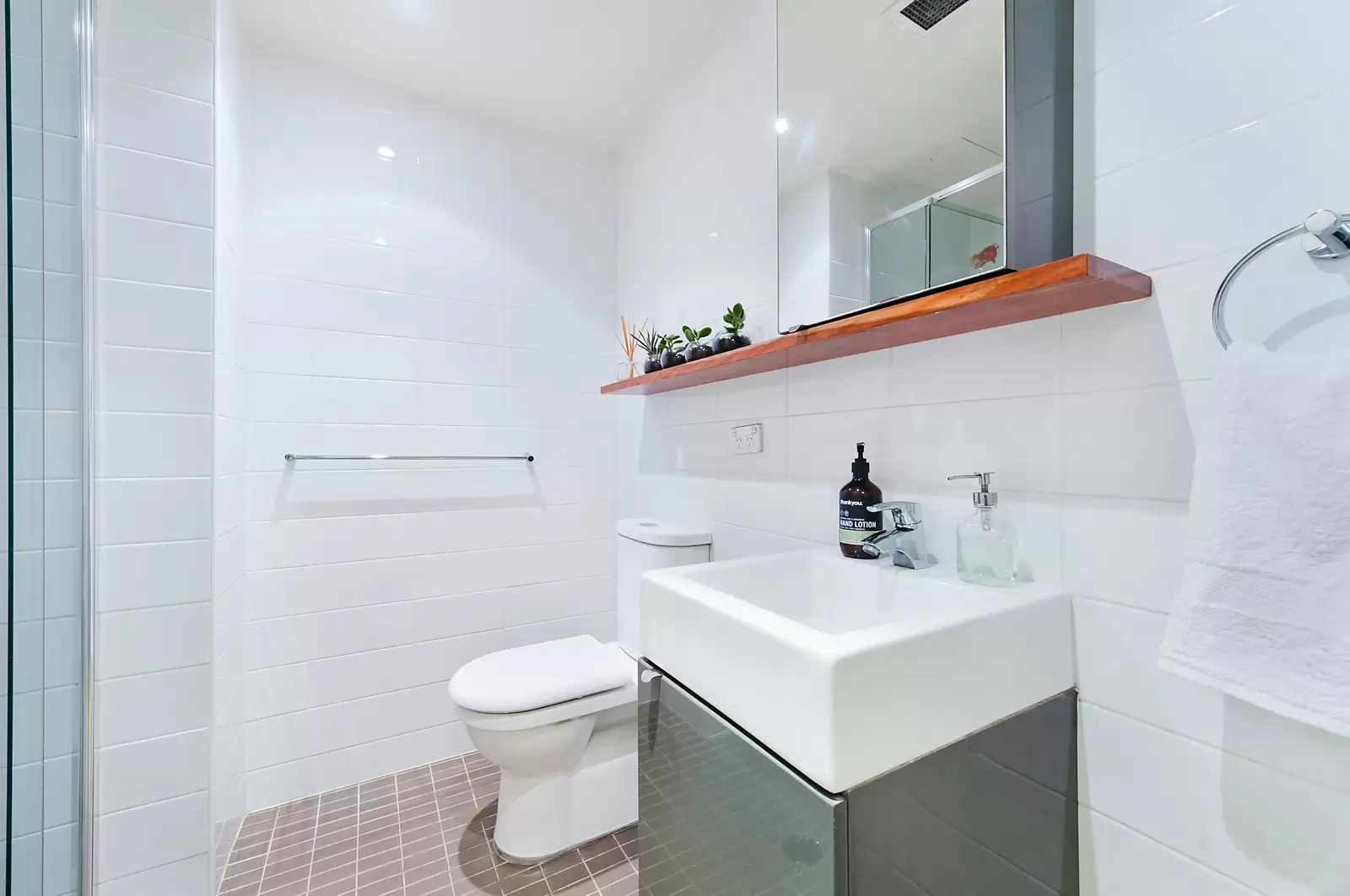 230/16 Smail Street, Ultimo Sold by Sydney Sotheby's International Realty - image 5
