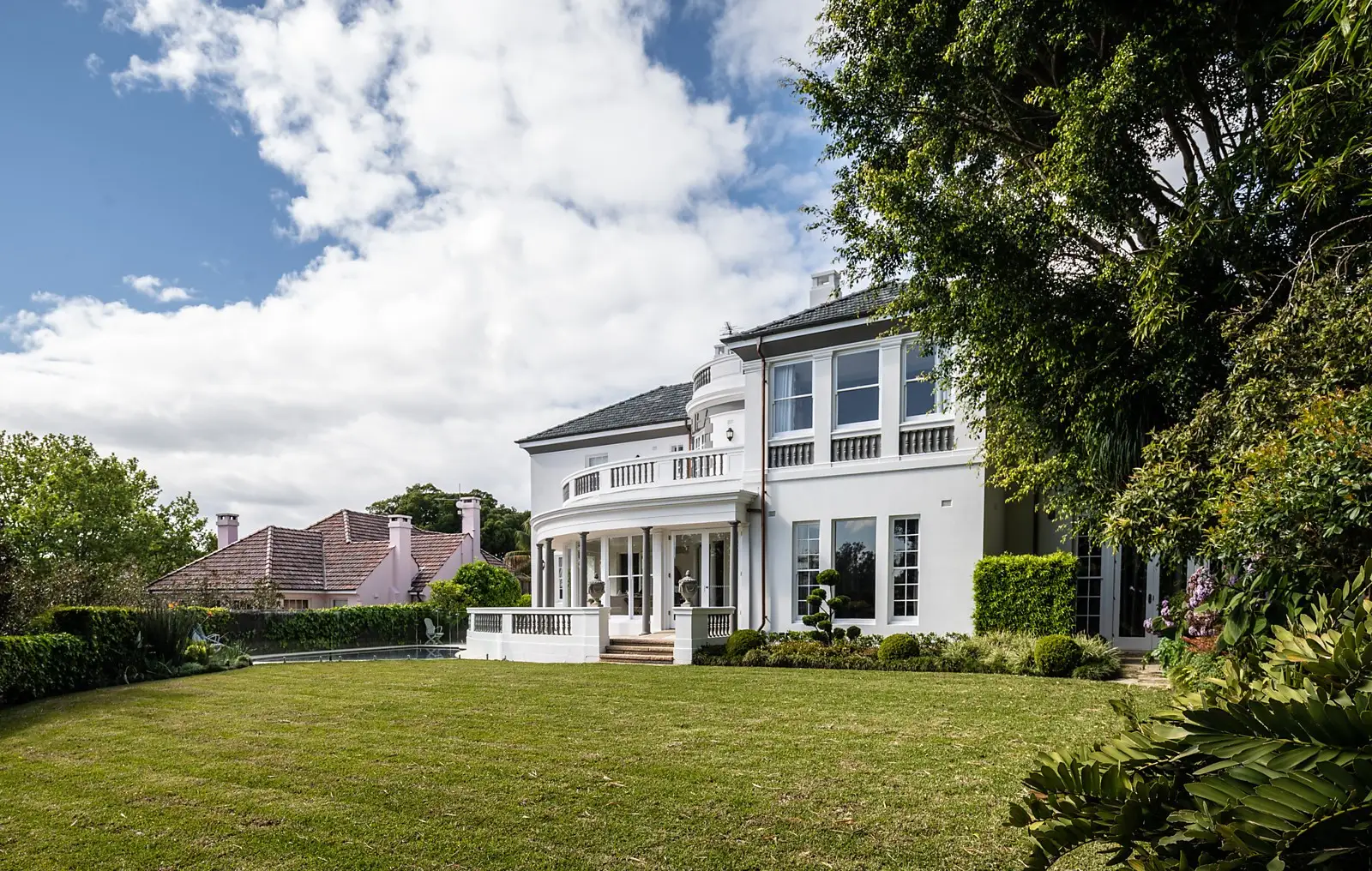 24 Albert Street, Edgecliff Sold by Sydney Sotheby's International Realty - image 1