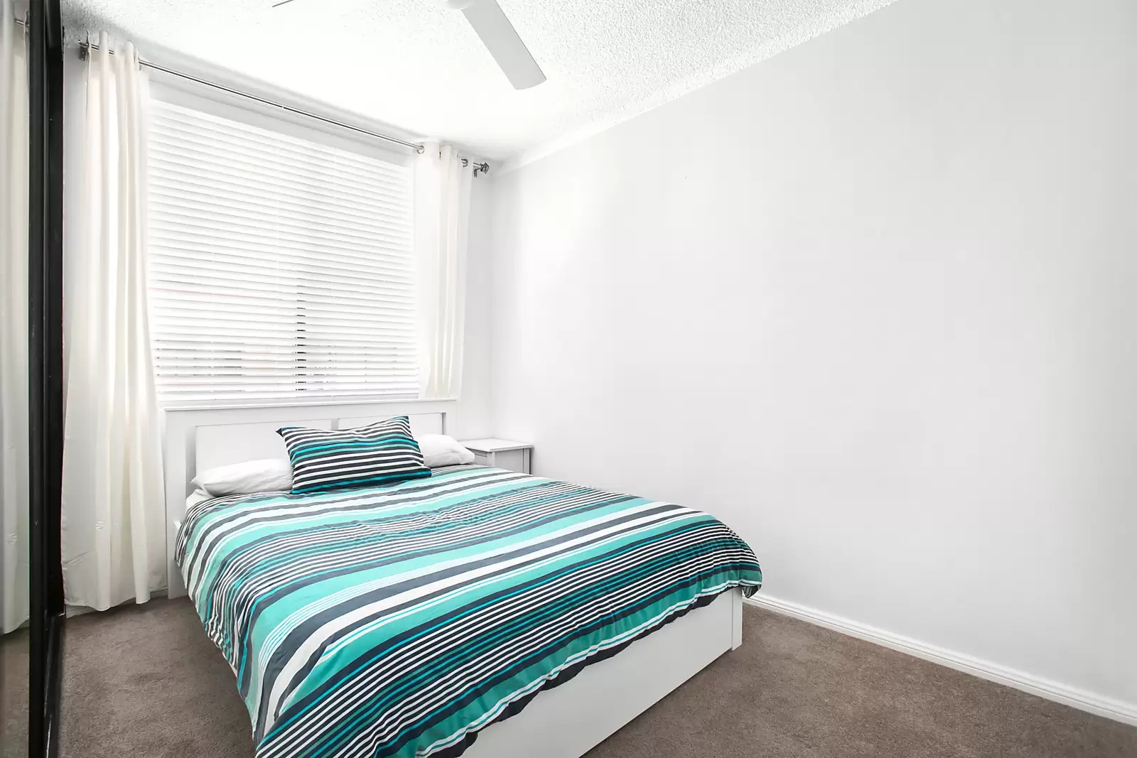 27/22 Tunbridge Street, Mascot Sold by Sydney Sotheby's International Realty - image 5