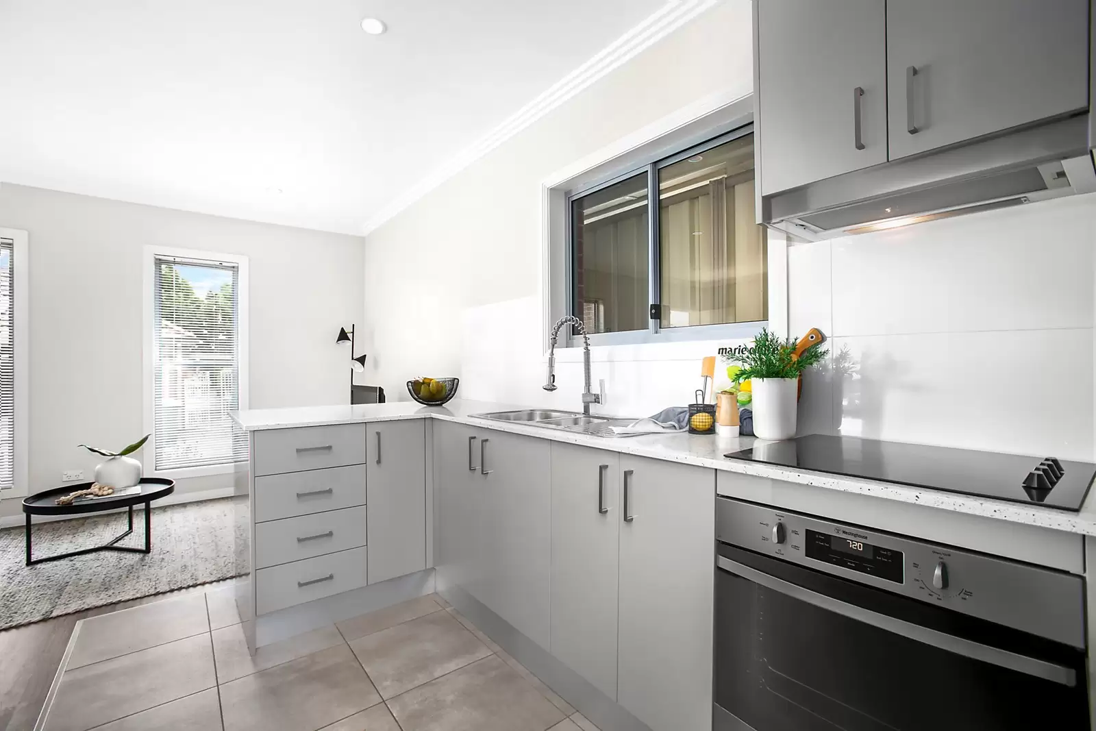 82 Page Street, Pagewood Sold by Sydney Sotheby's International Realty - image 11