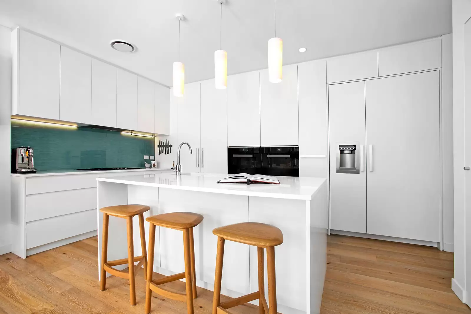 2/23 Byron Street, Coogee Sold by Sydney Sotheby's International Realty - image 3