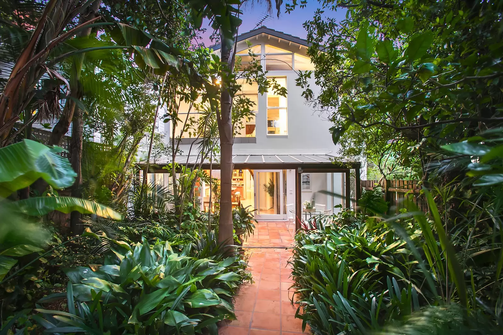 8 Dolphin Street, Randwick Sold by Sydney Sotheby's International Realty - image 3