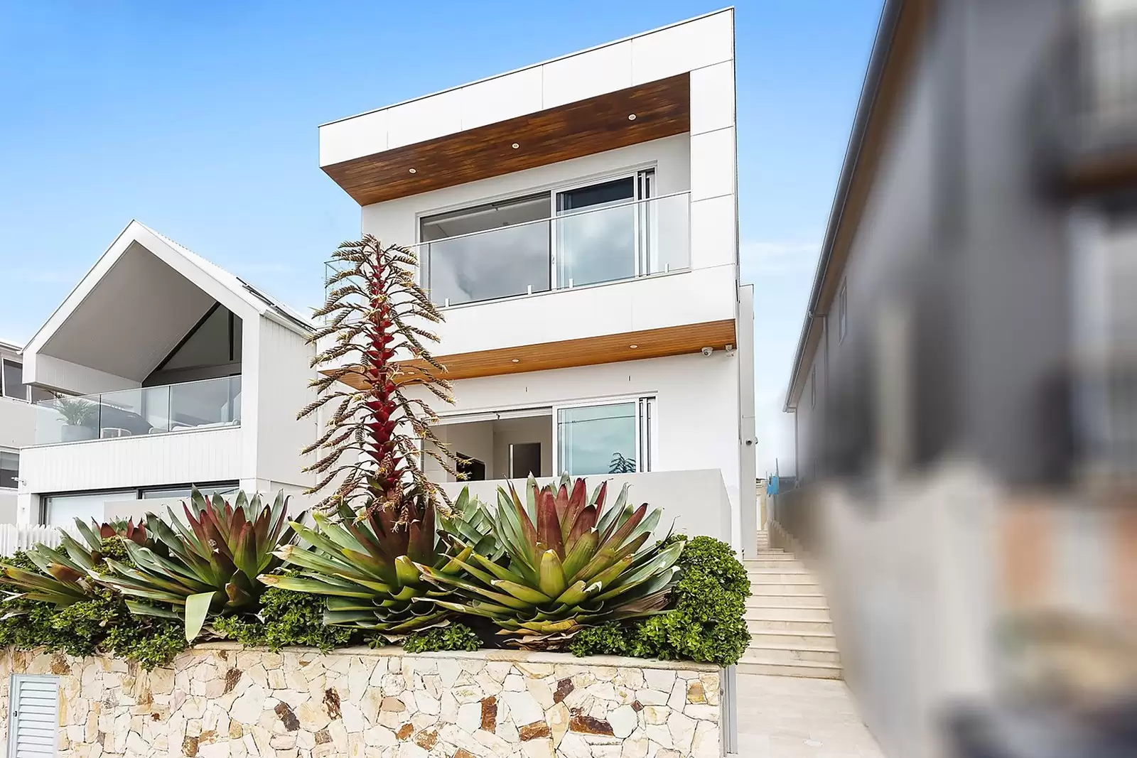 14 Ocean Street, Clovelly Sold by Sydney Sotheby's International Realty - image 3