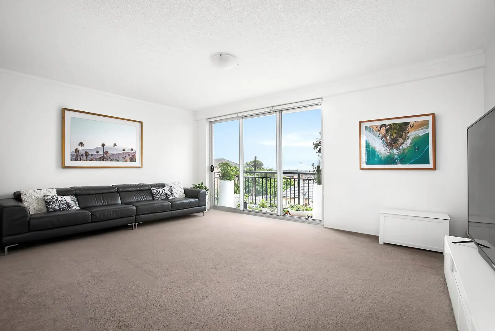 2/207 Birrell Street, Waverley Sold by Sydney Sotheby's International Realty - image 1