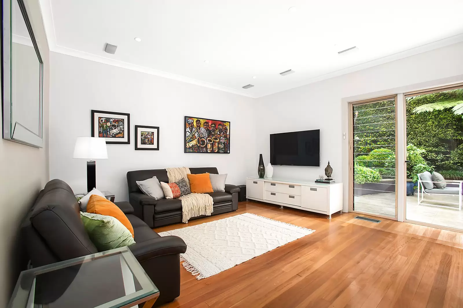 12 Woodland Street, Coogee Sold by Sydney Sotheby's International Realty - image 5