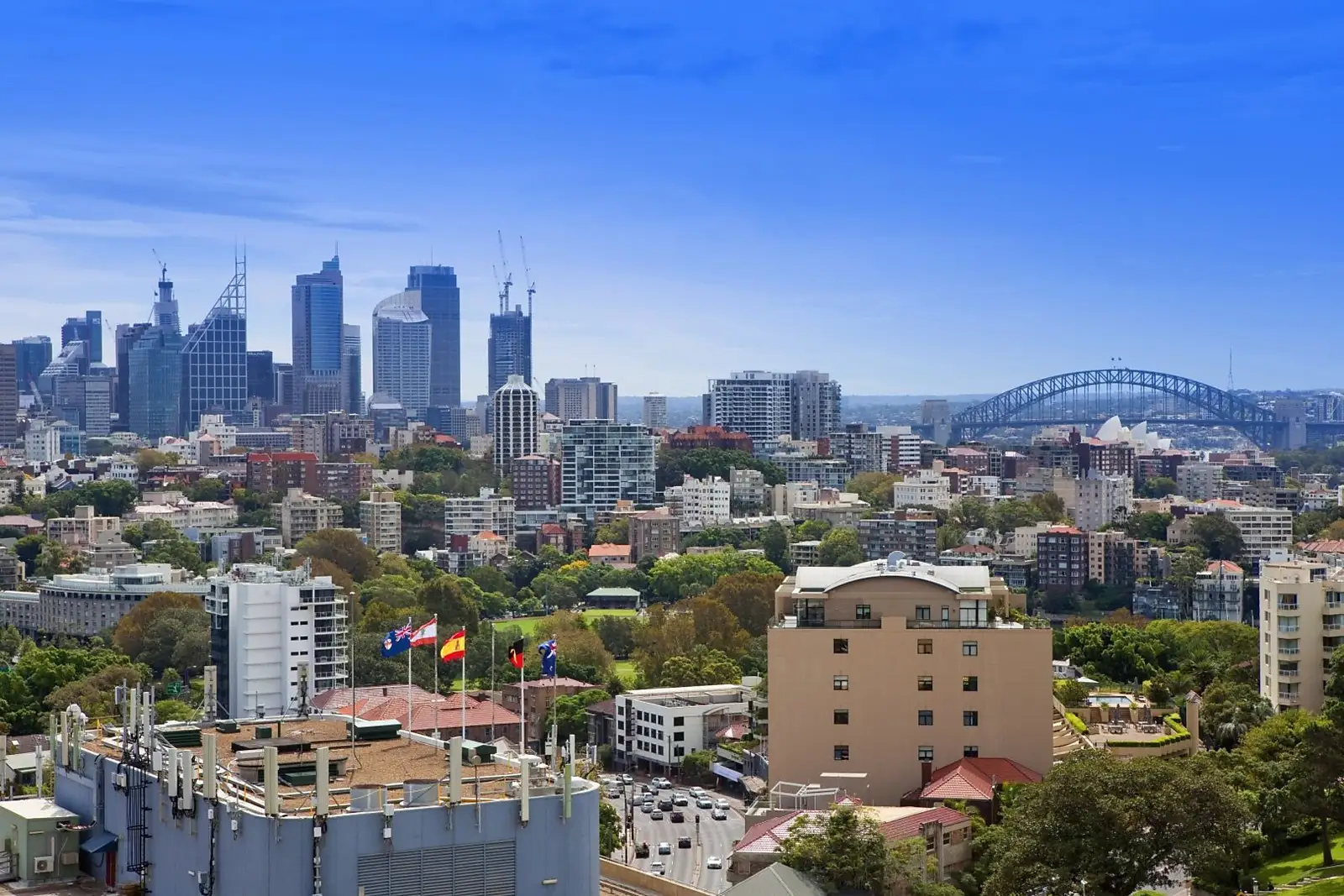 1801/180 Ocean Street, Edgecliff Sold by Sydney Sotheby's International Realty - image 2