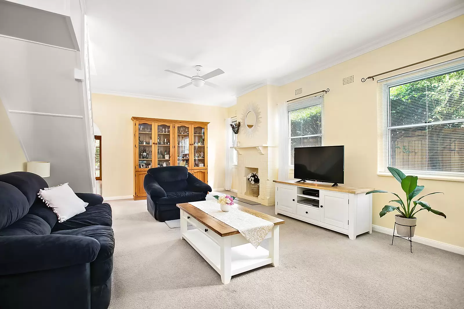 9 Ian Street, Maroubra Sold by Sydney Sotheby's International Realty - image 4