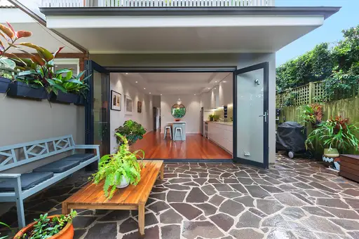 15 Searle Avenue, Randwick Sold by Sydney Sotheby's International Realty