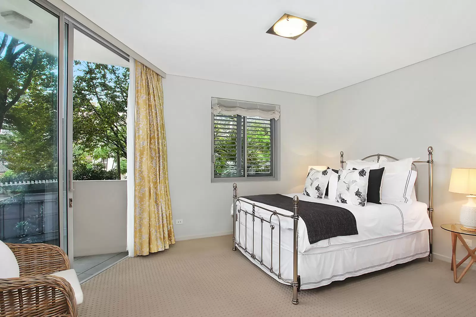35/17 Powell Street, Killara Sold by Sydney Sotheby's International Realty - image 4