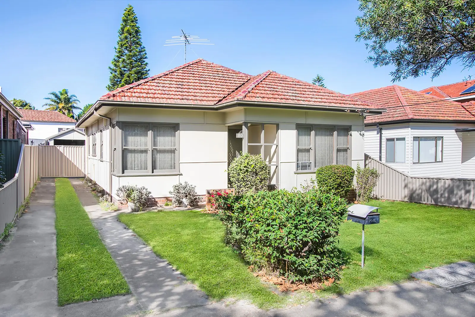80 Page Street, Pagewood Sold by Sydney Sotheby's International Realty - image 2