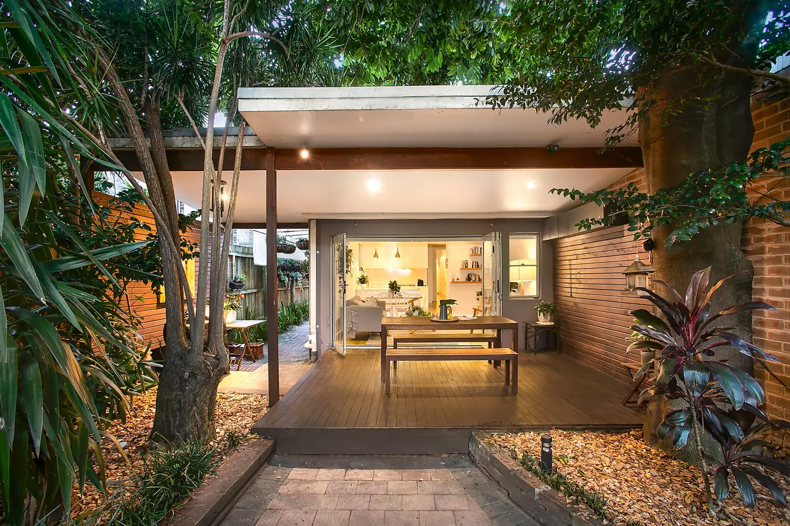 174 Carrington Road, Randwick Sold by Sydney Sotheby's International Realty - image 2