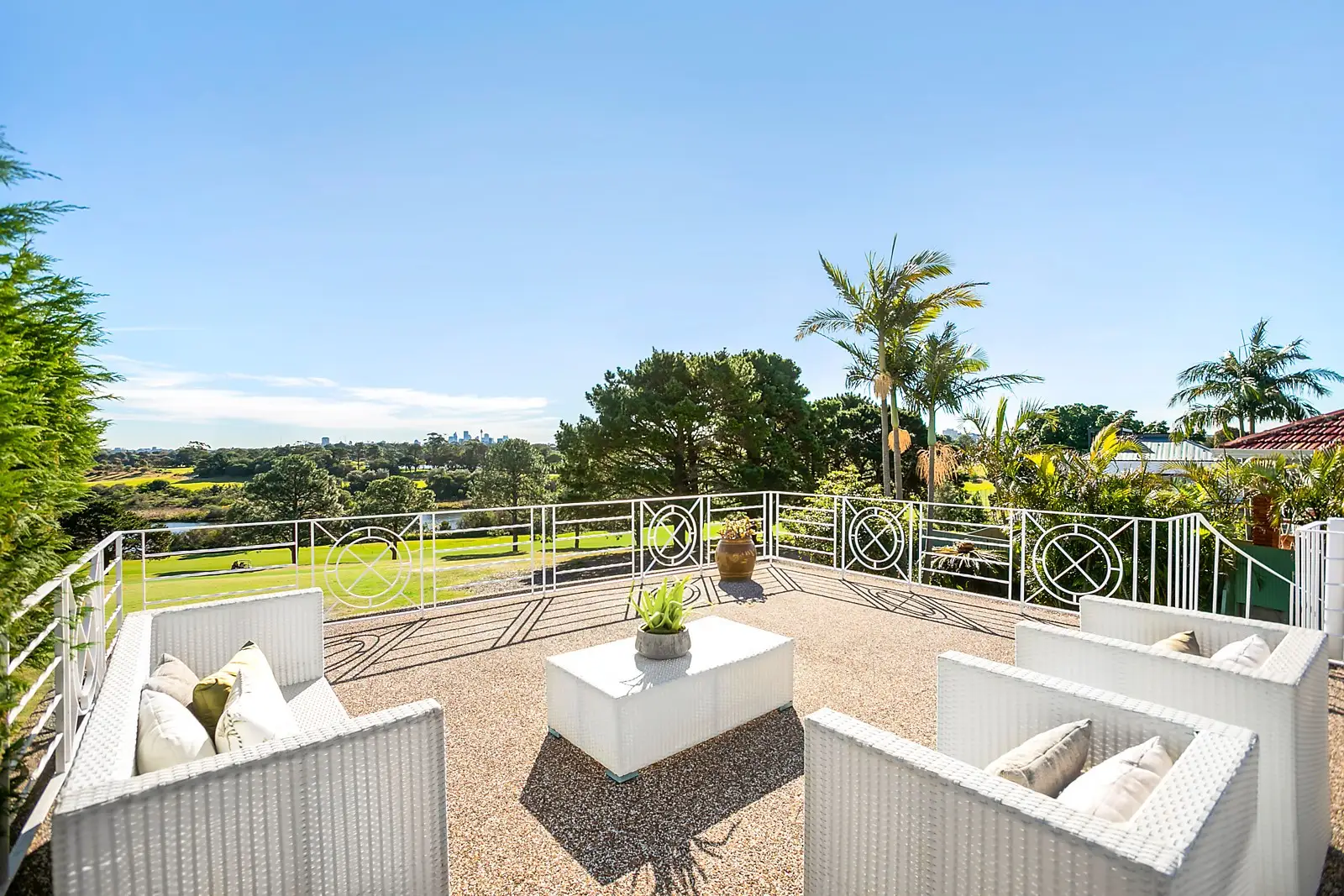 1 Macarthur Avenue, Pagewood Sold by Sydney Sotheby's International Realty - image 1