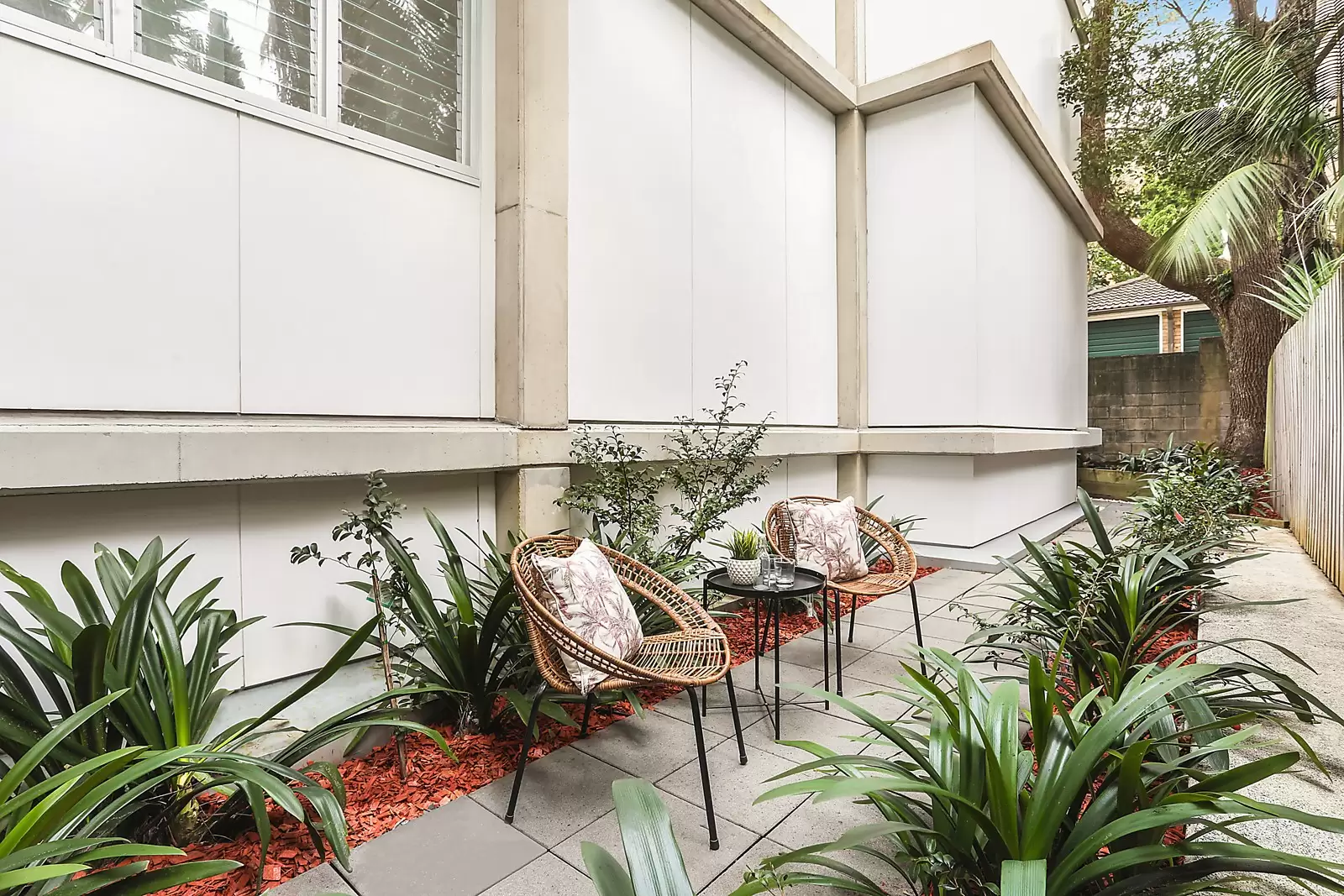 7/23 Byron Street, Coogee Sold by Sydney Sotheby's International Realty - image 4