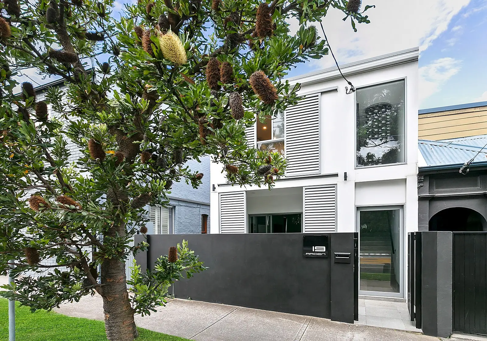 19 Arden Street, Clovelly Sold by Sydney Sotheby's International Realty - image 1