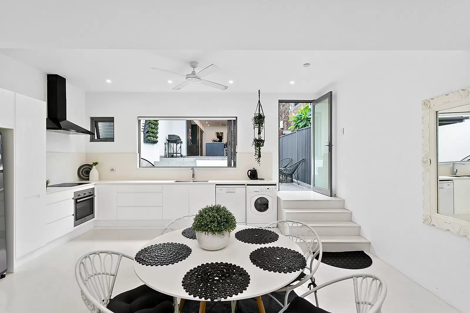 19 Arden Street, Clovelly Sold by Sydney Sotheby's International Realty - image 17