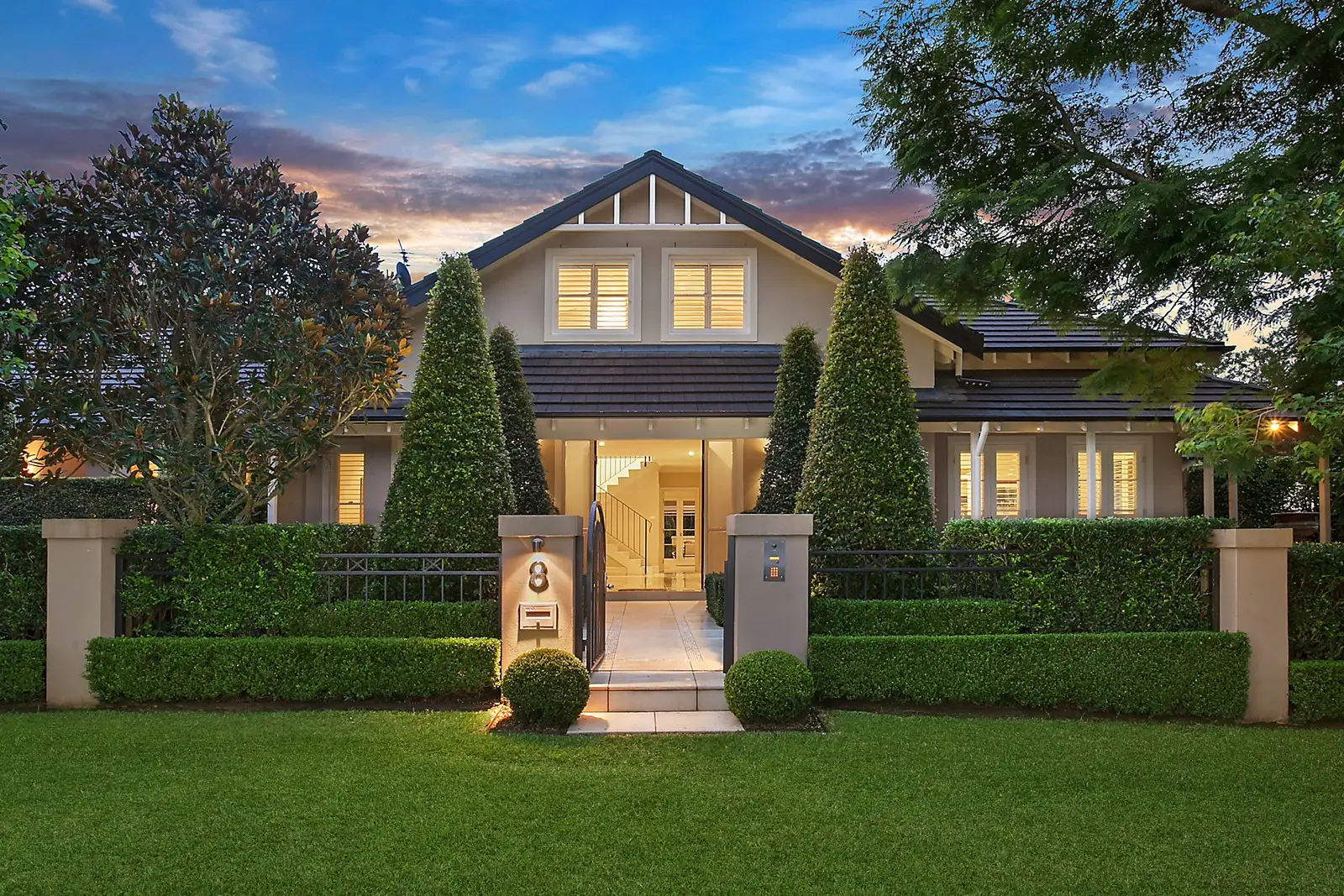 8 Penrhyn Avenue, Pymble Sold by Sydney Sotheby's International Realty - image 1