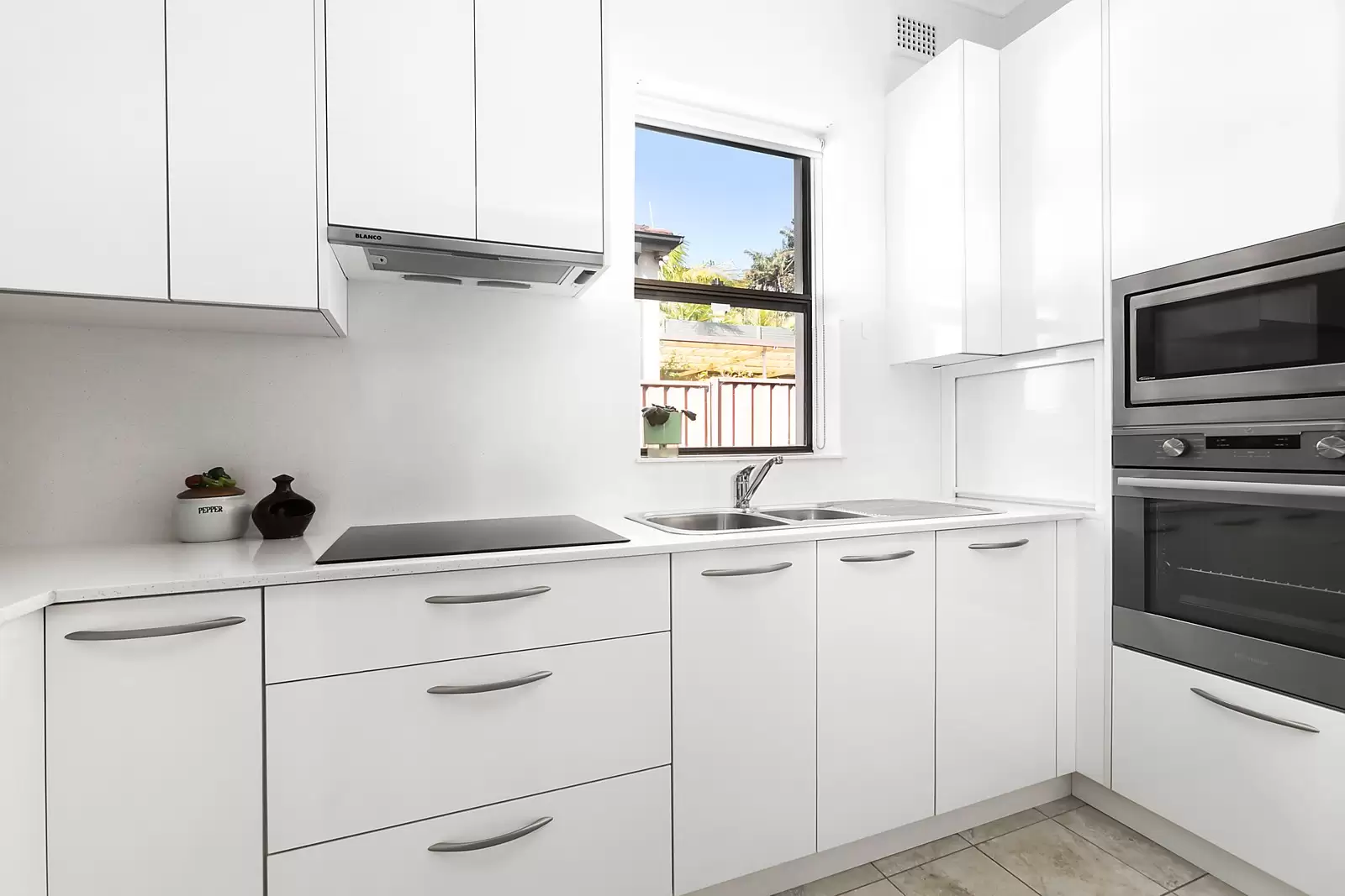 77 Haig Street, Maroubra Sold by Sydney Sotheby's International Realty - image 7