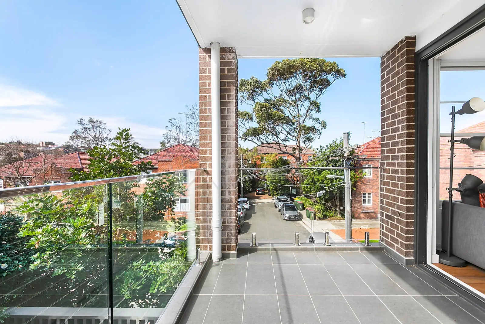 6/9 Glenwood Avenue, Coogee Sold by Sydney Sotheby's International Realty - image 2