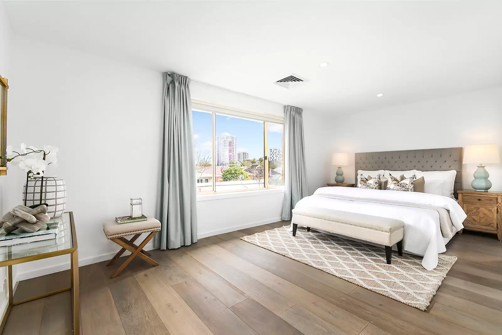 53 Milroy Avenue, Kensington Sold by Sydney Sotheby's International Realty - image 4