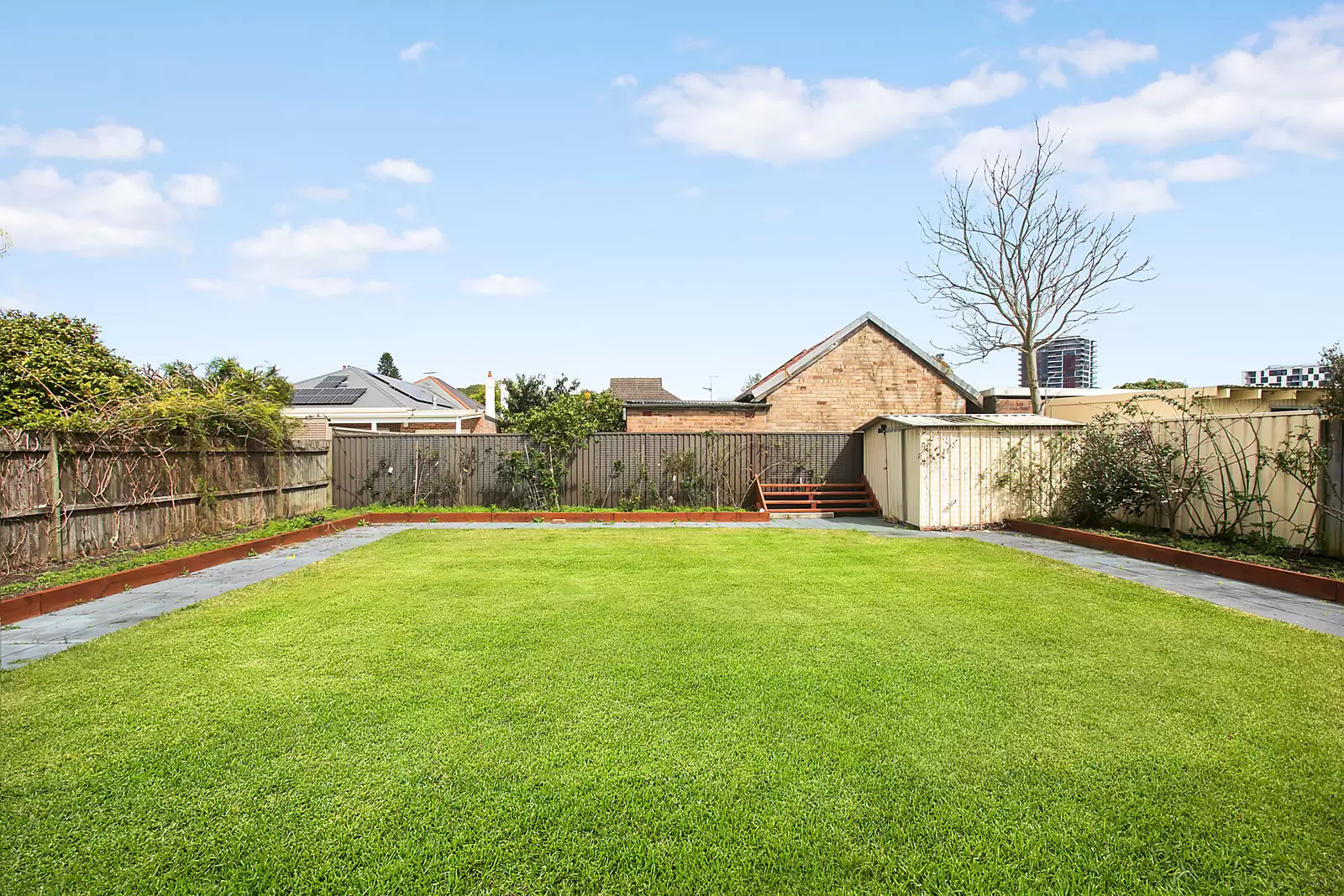 53 Milroy Avenue, Kensington Sold by Sydney Sotheby's International Realty - image 1